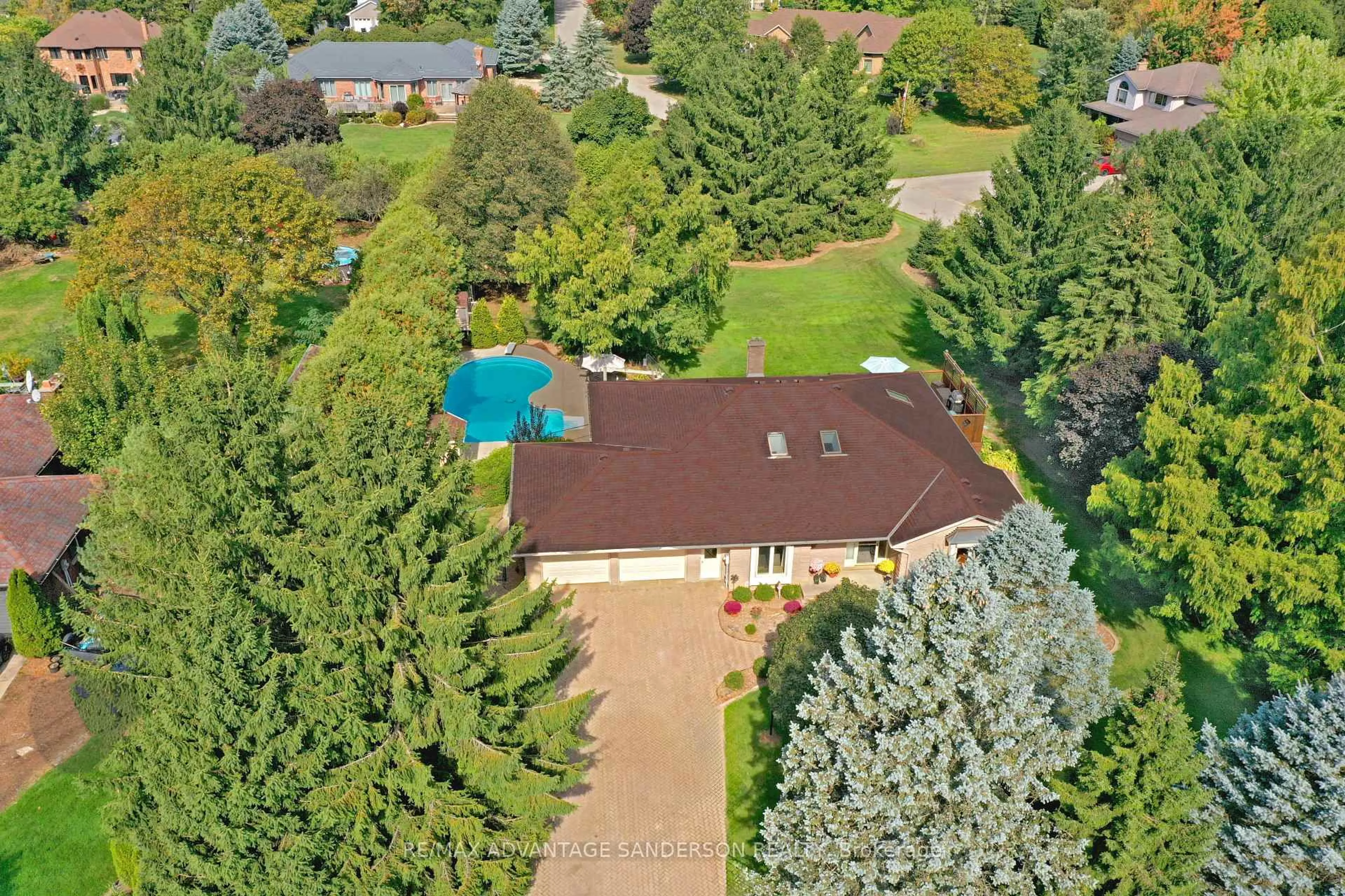 A pic from outside/outdoor area/front of a property/back of a property/a pic from drone, unknown for 109 Salisbury Dr, Middlesex Centre Ontario N0M 1P0