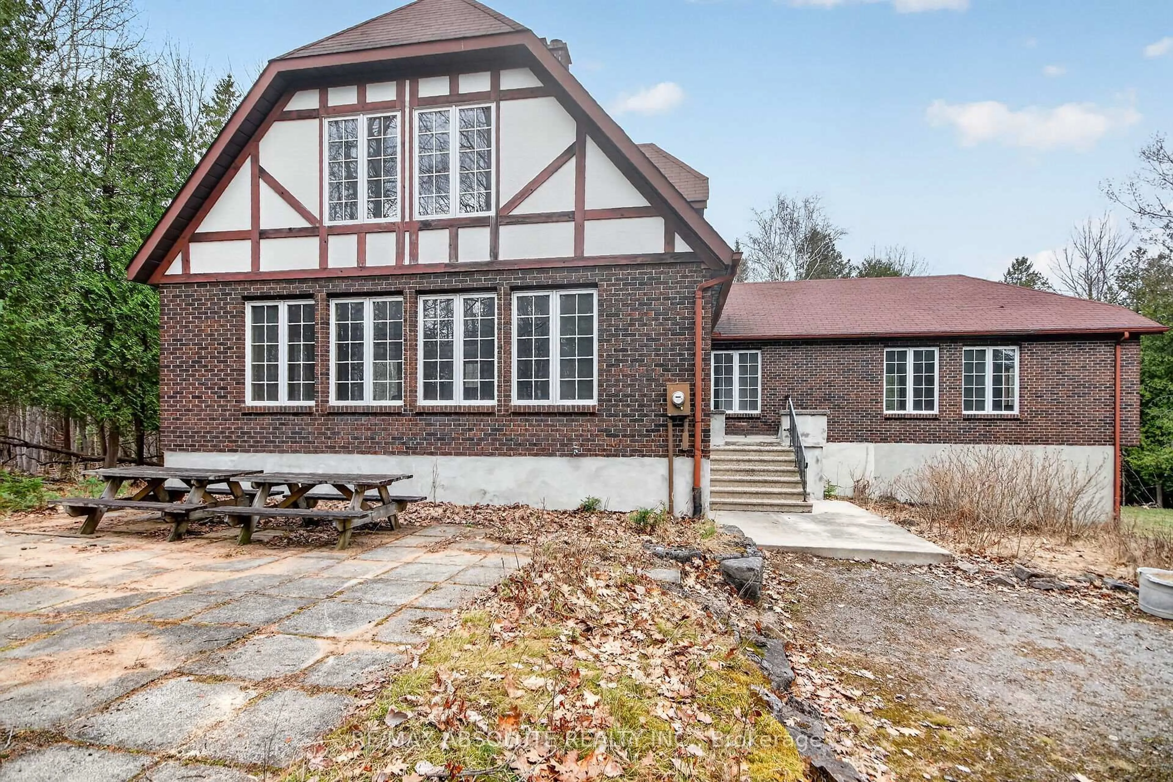 Home with brick exterior material, unknown for 3569 Torwood Dr, Ottawa Ontario K0A 1T0