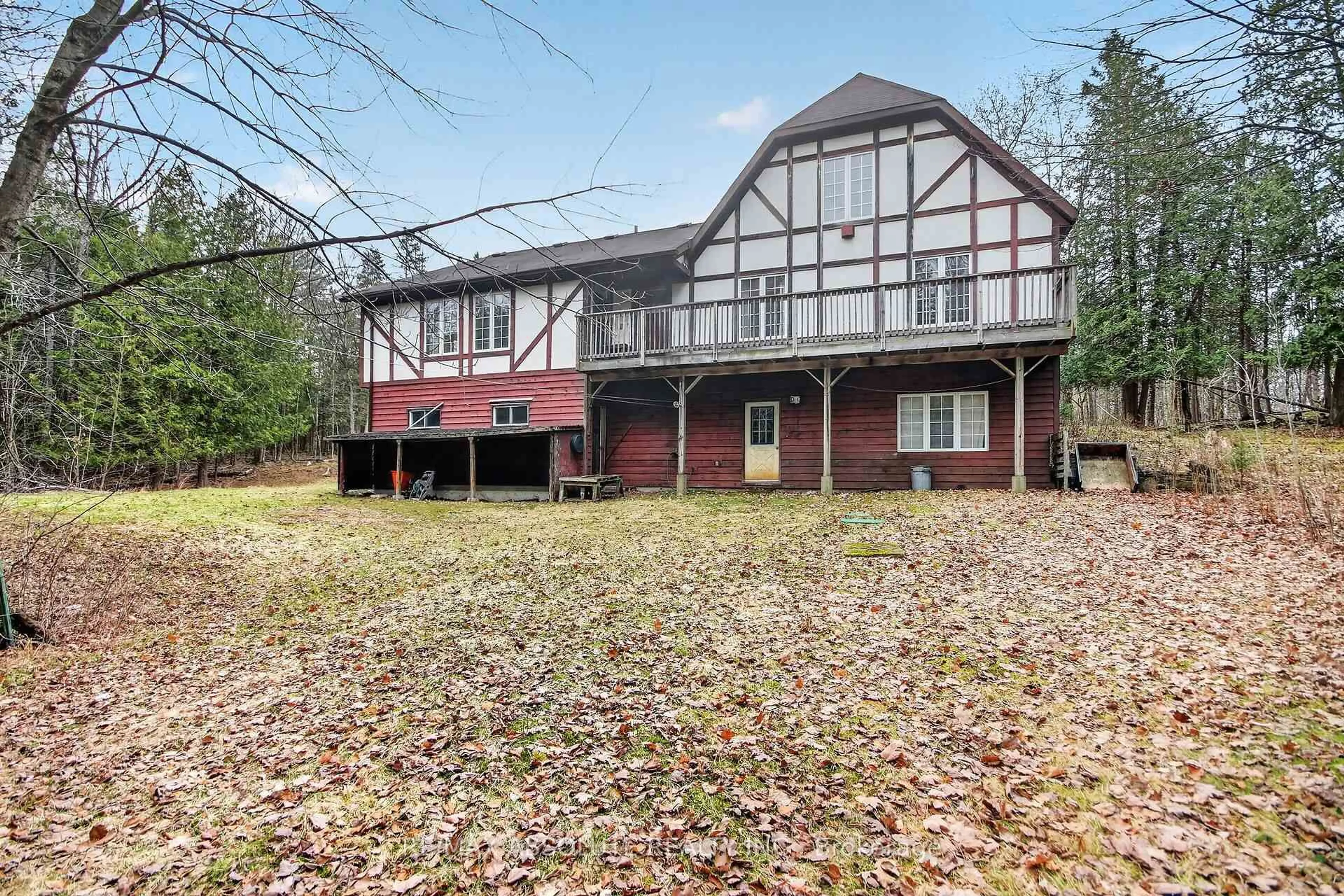 A pic from outside/outdoor area/front of a property/back of a property/a pic from drone, unknown for 3569 Torwood Dr, Ottawa Ontario K0A 1T0