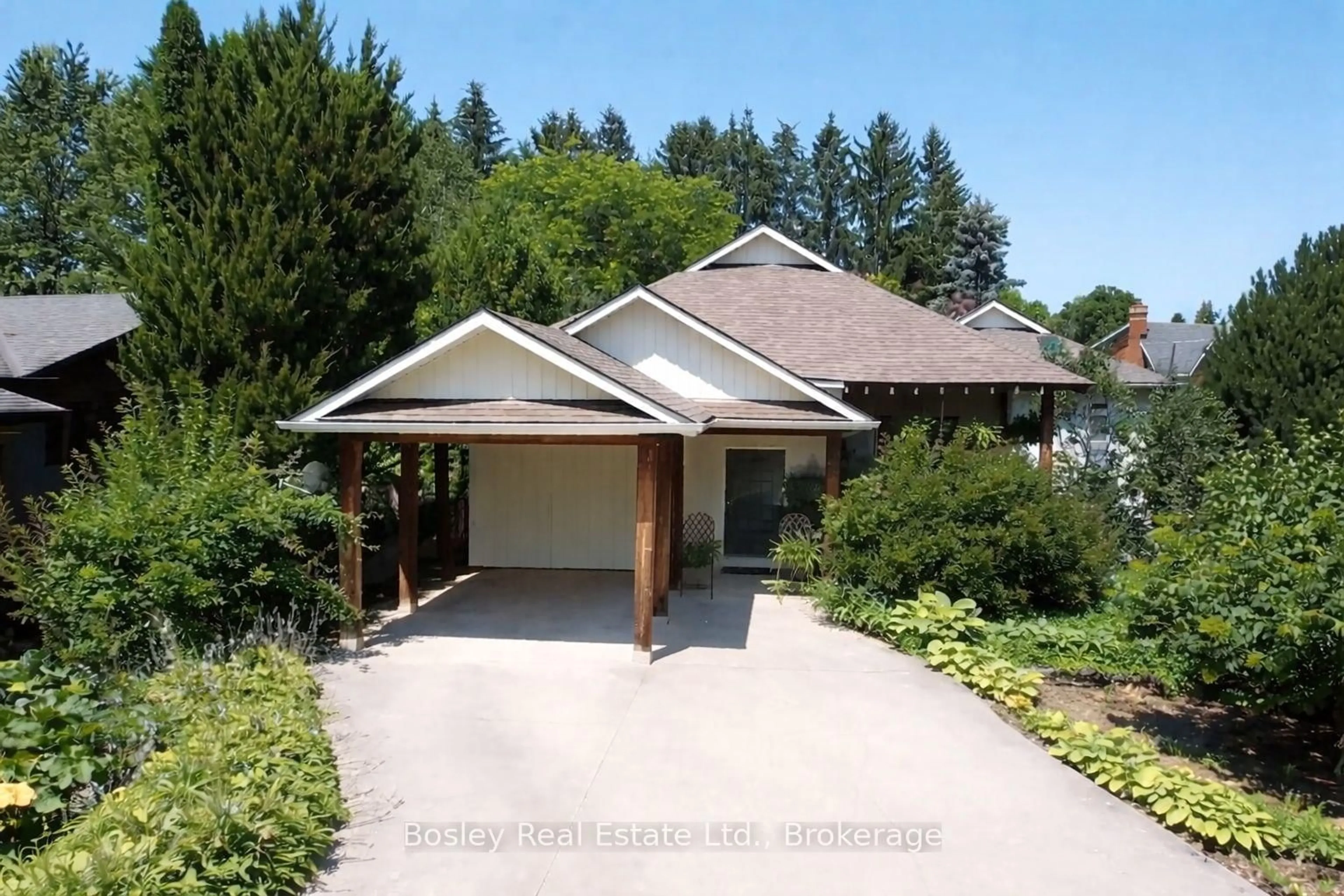 Unknown for 96 Moore Cres, Blue Mountains Ontario N0H 2P0