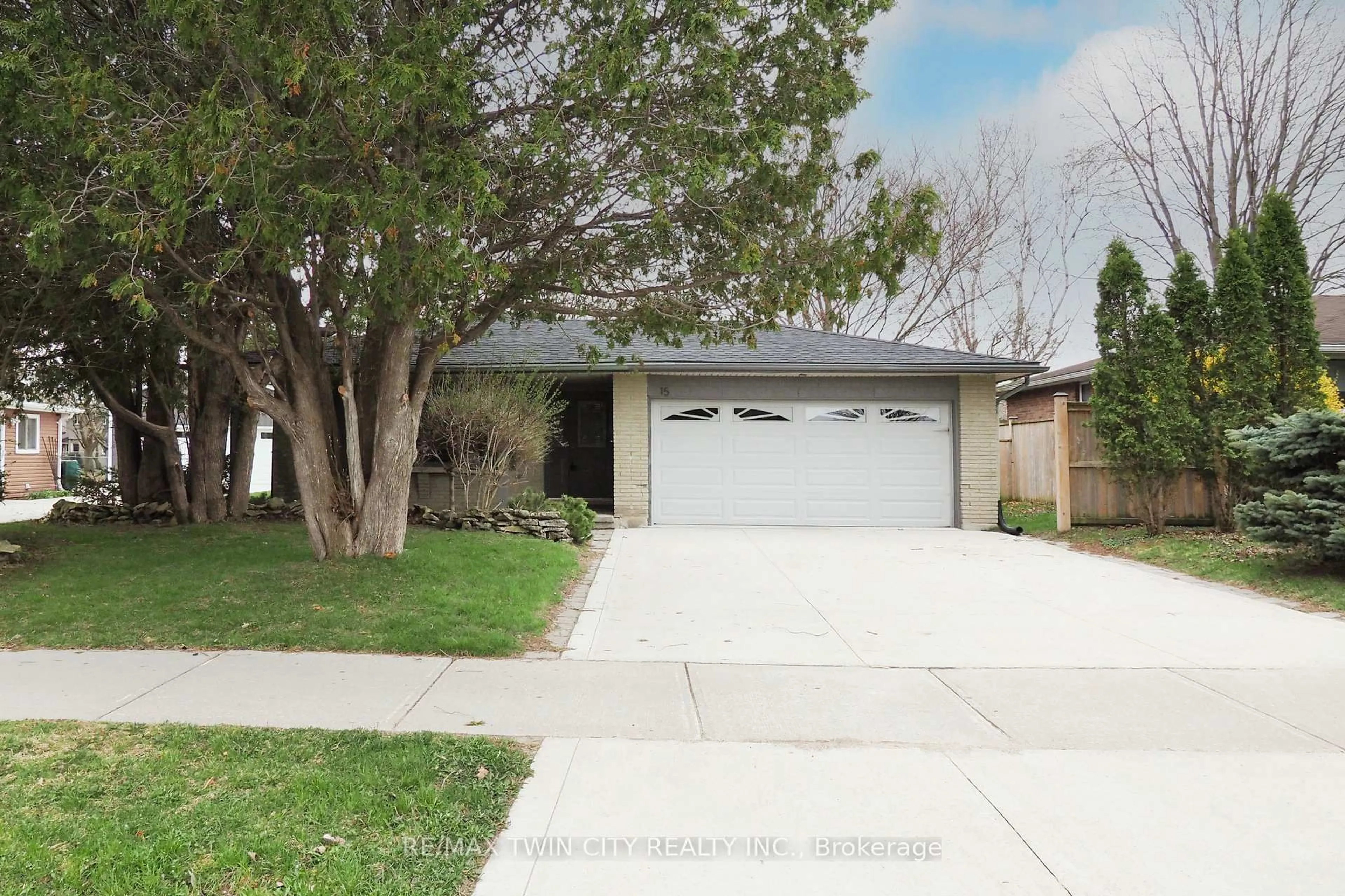 Unknown for 15 Mockingbird Dr, Woolwich Ontario N3B 1S9