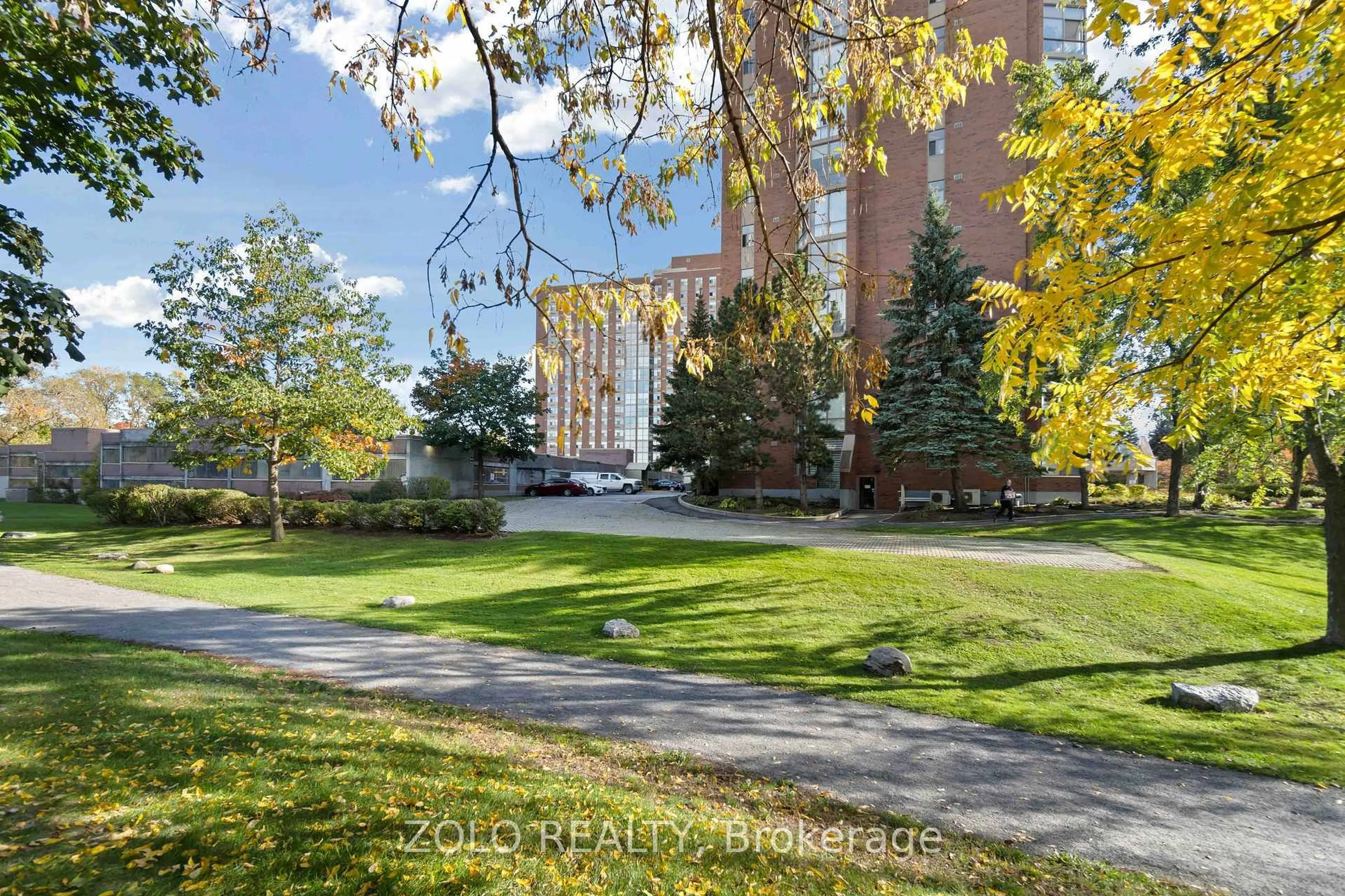 Patio, unknown for 2759 Carousel Cres #501, Ottawa Ontario K1T 2N5