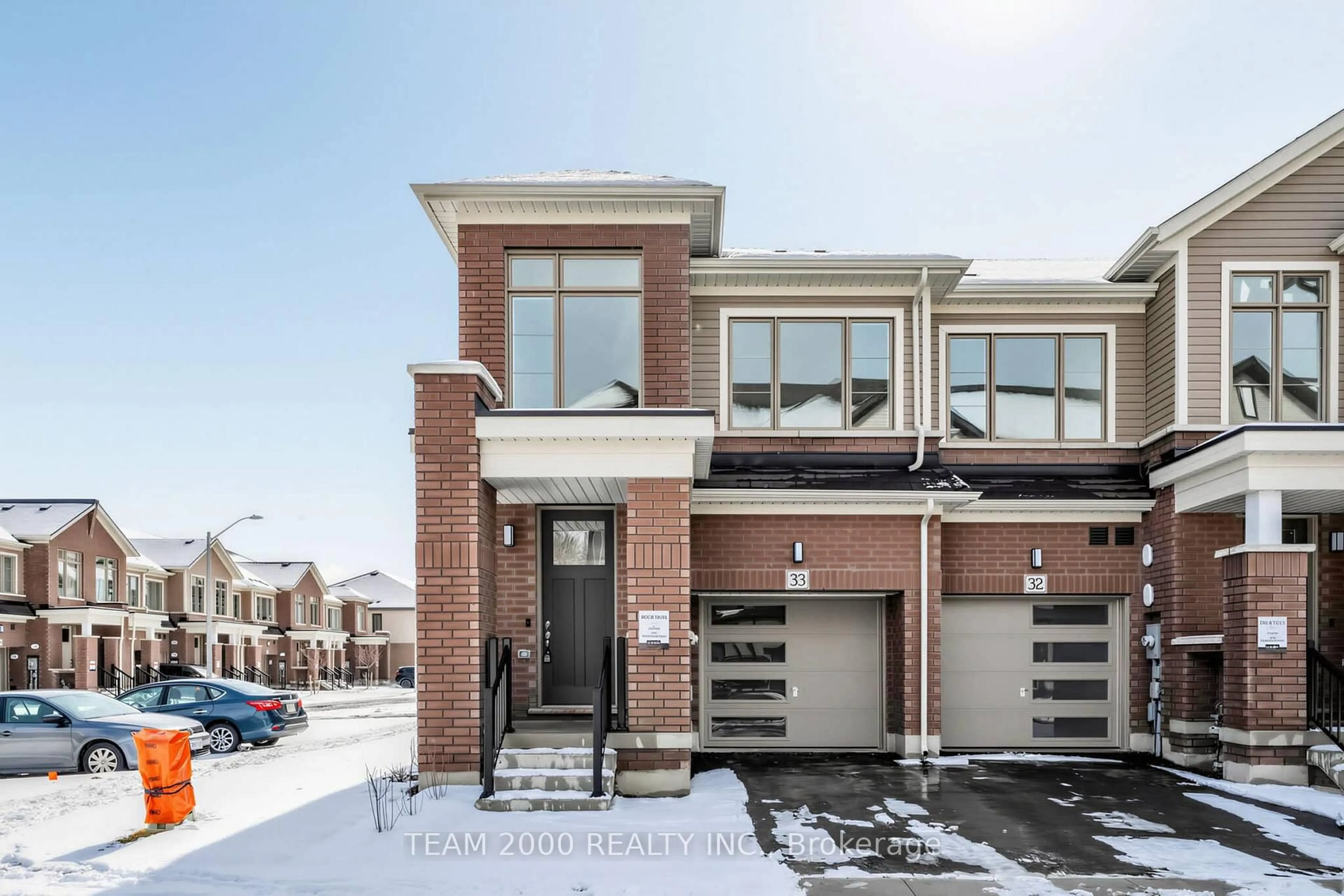 Home with brick exterior material, street for 474 Provident Way #33, Hamilton Ontario L0R 1W0