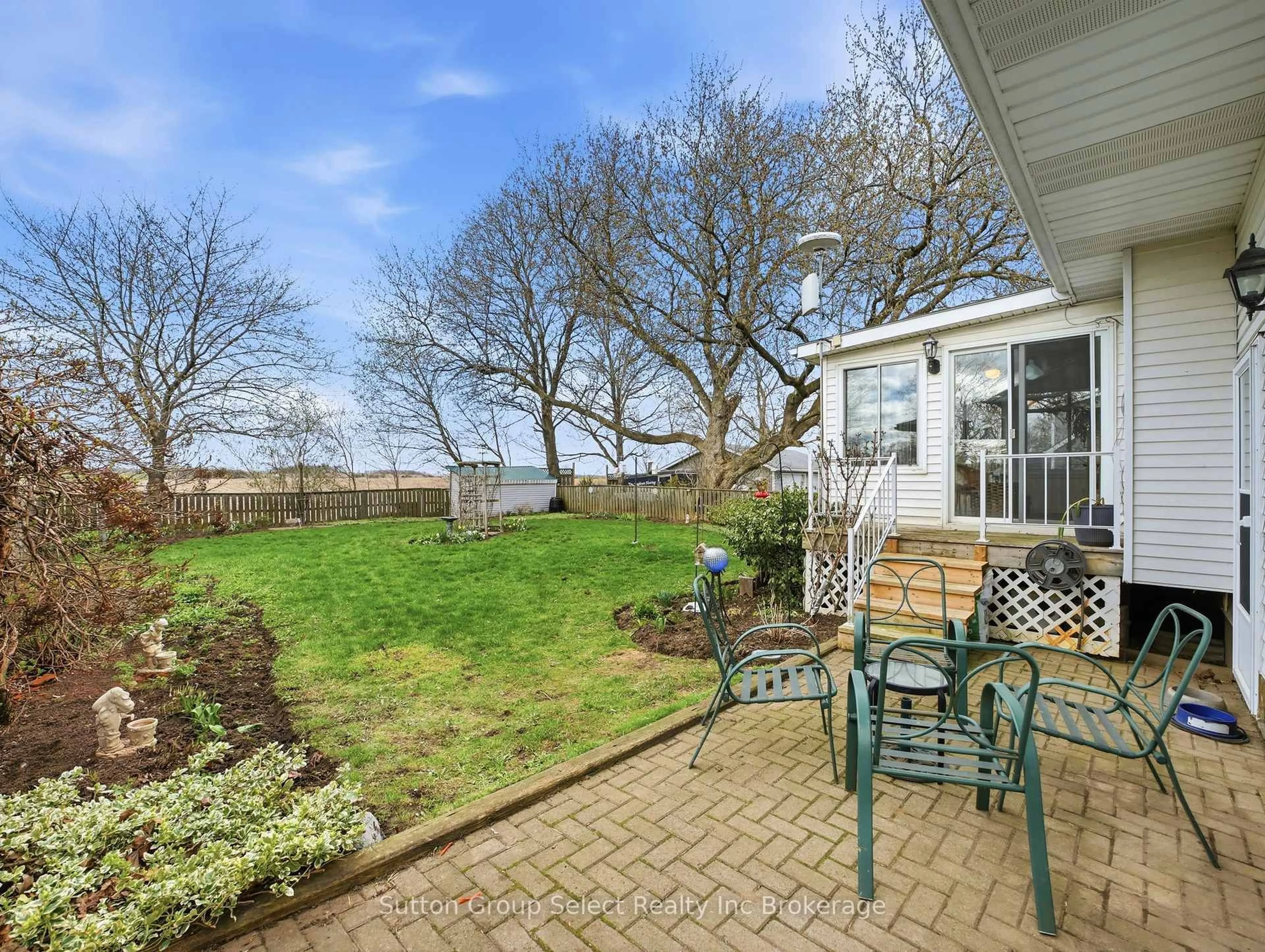 Patio, water/lake/river/ocean view for 383925 Salford Rd, South-West Oxford Ontario N0J 1W0