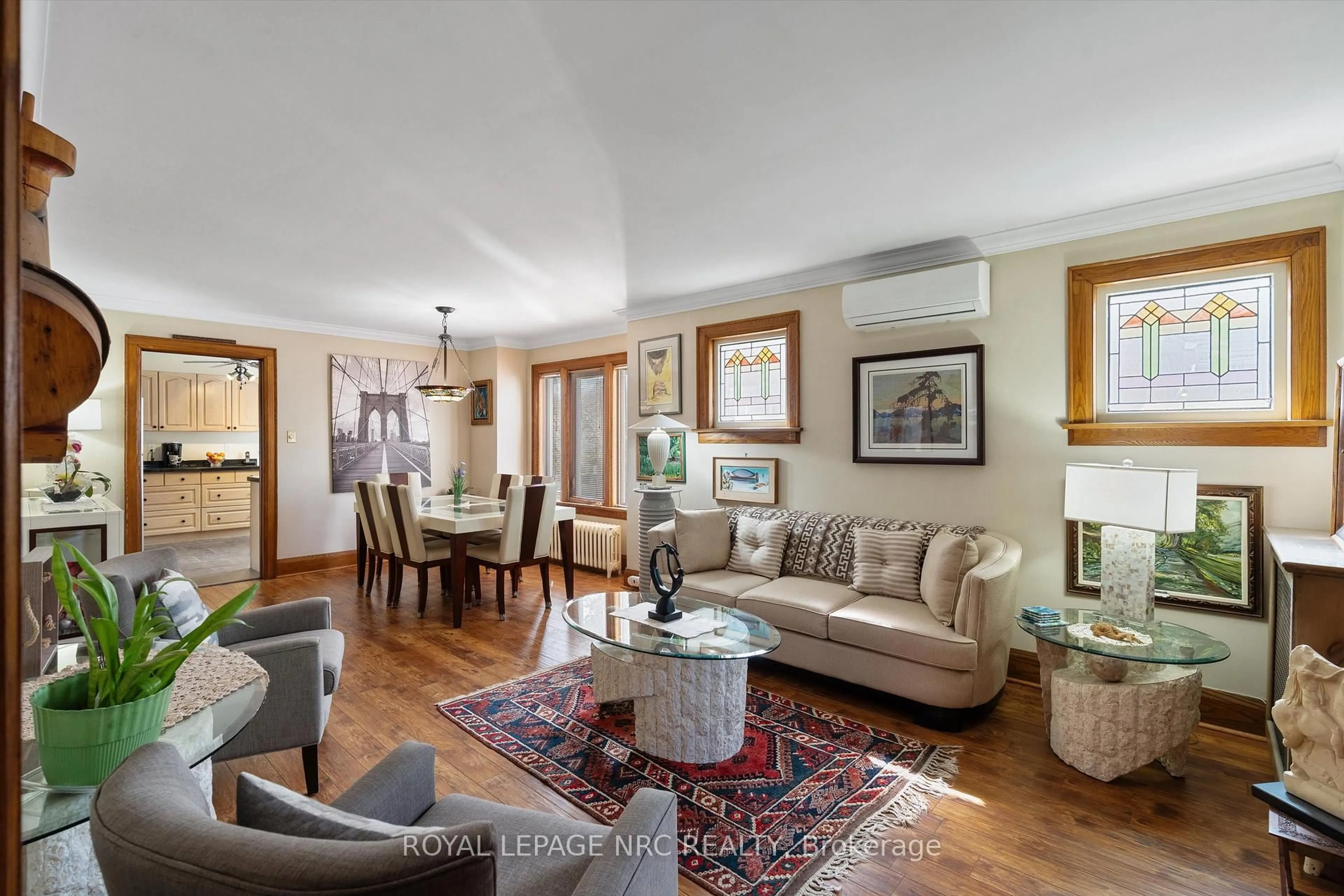 Living room with furniture, unknown for 4148 Drummond Rd, Niagara Falls Ontario L2E 6B9