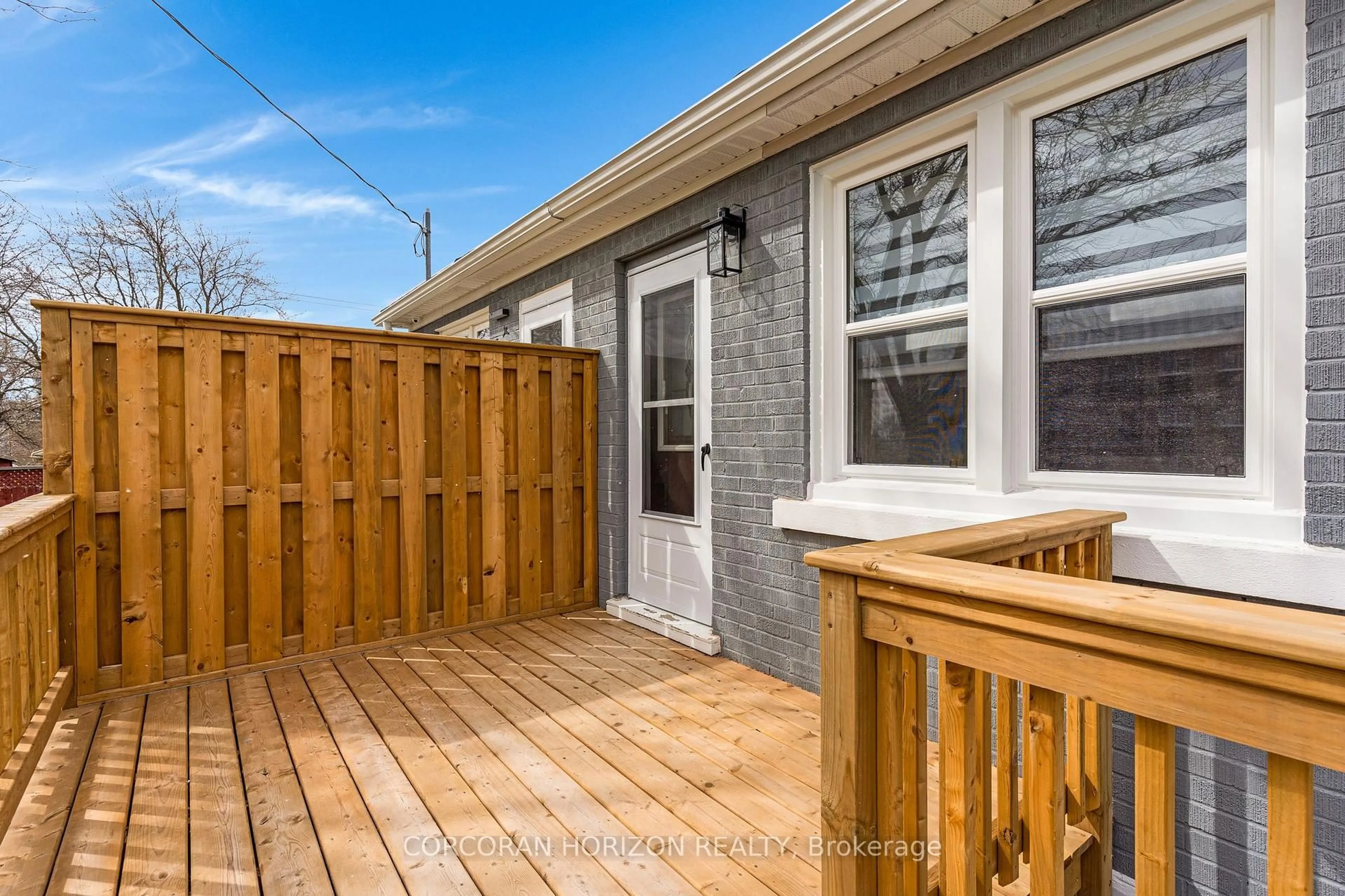 Patio, street for 844 Stirling Ave, Kitchener Ontario N2M 3K3