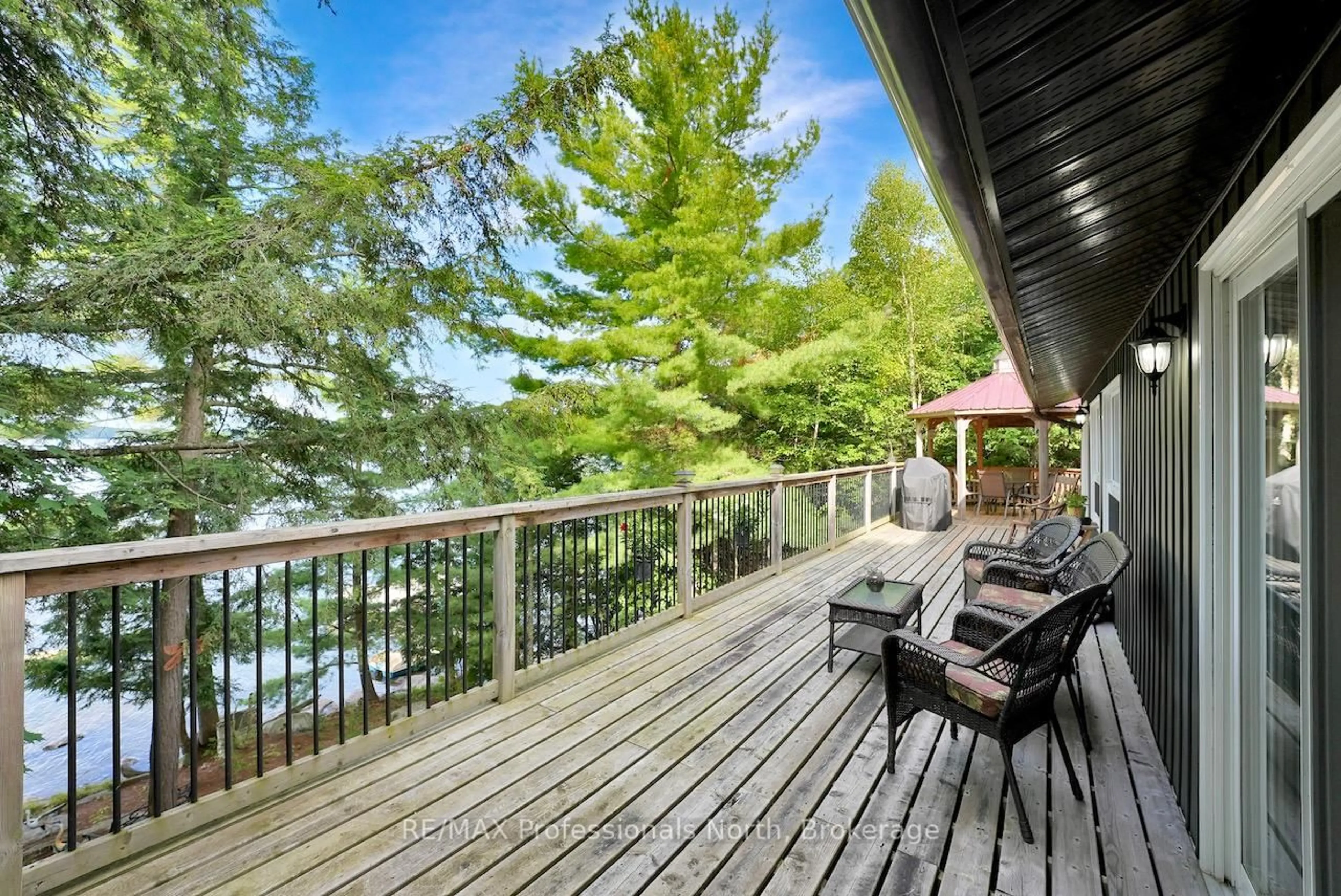 Patio, water/lake/river/ocean view for 5543 Kennisis Lake Rd, Dysart et al Ontario K0M 1S0