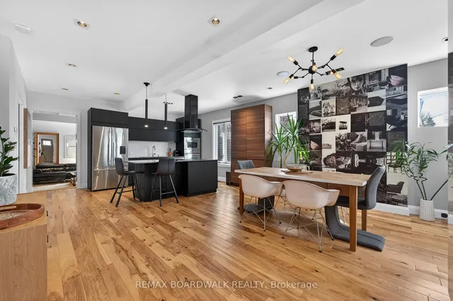 154 Queen Mary St, Ottawa 5