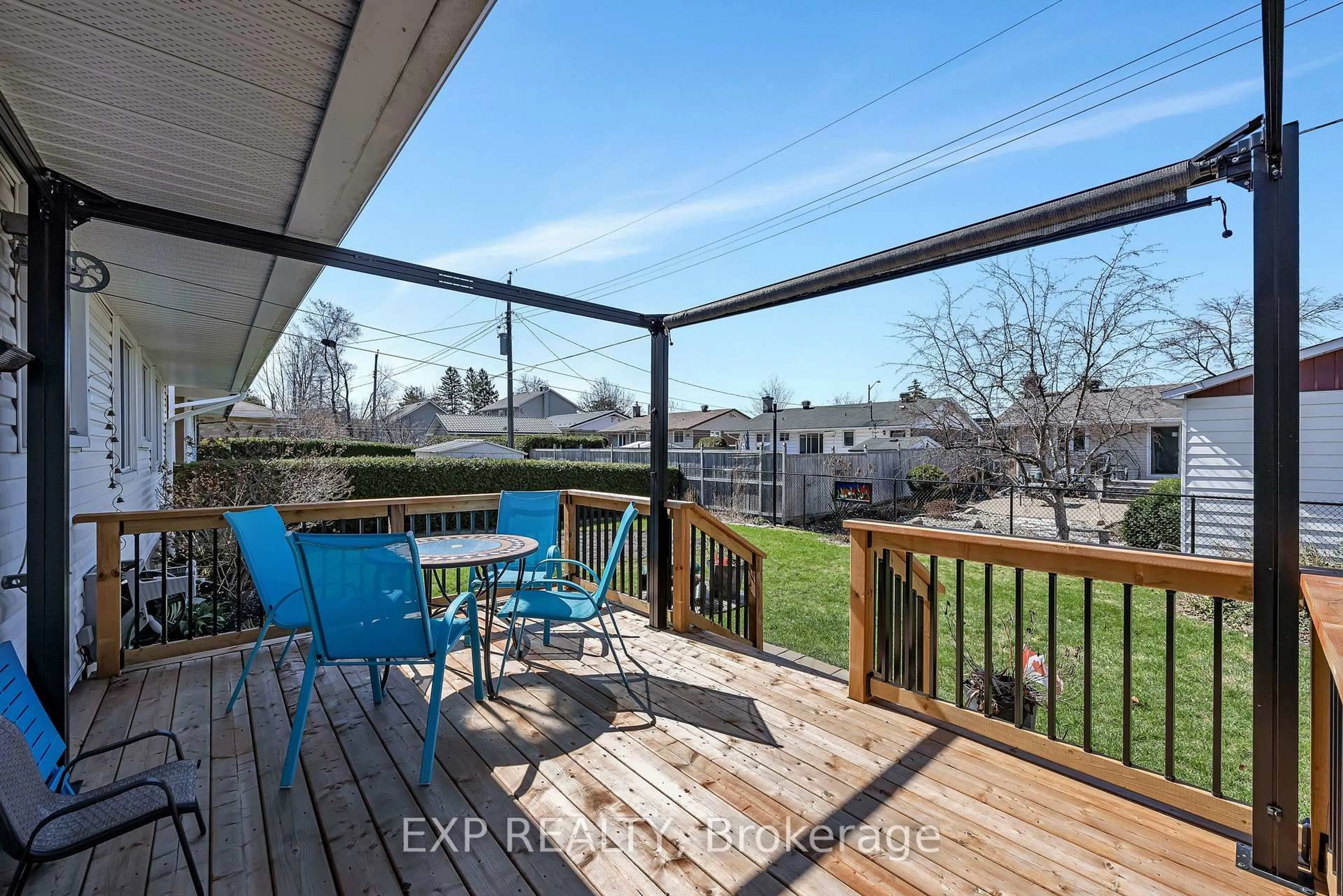 Patio, water/lake/river/ocean view for 2500 Hopkins Rd, Ottawa Ontario K2B 7X7