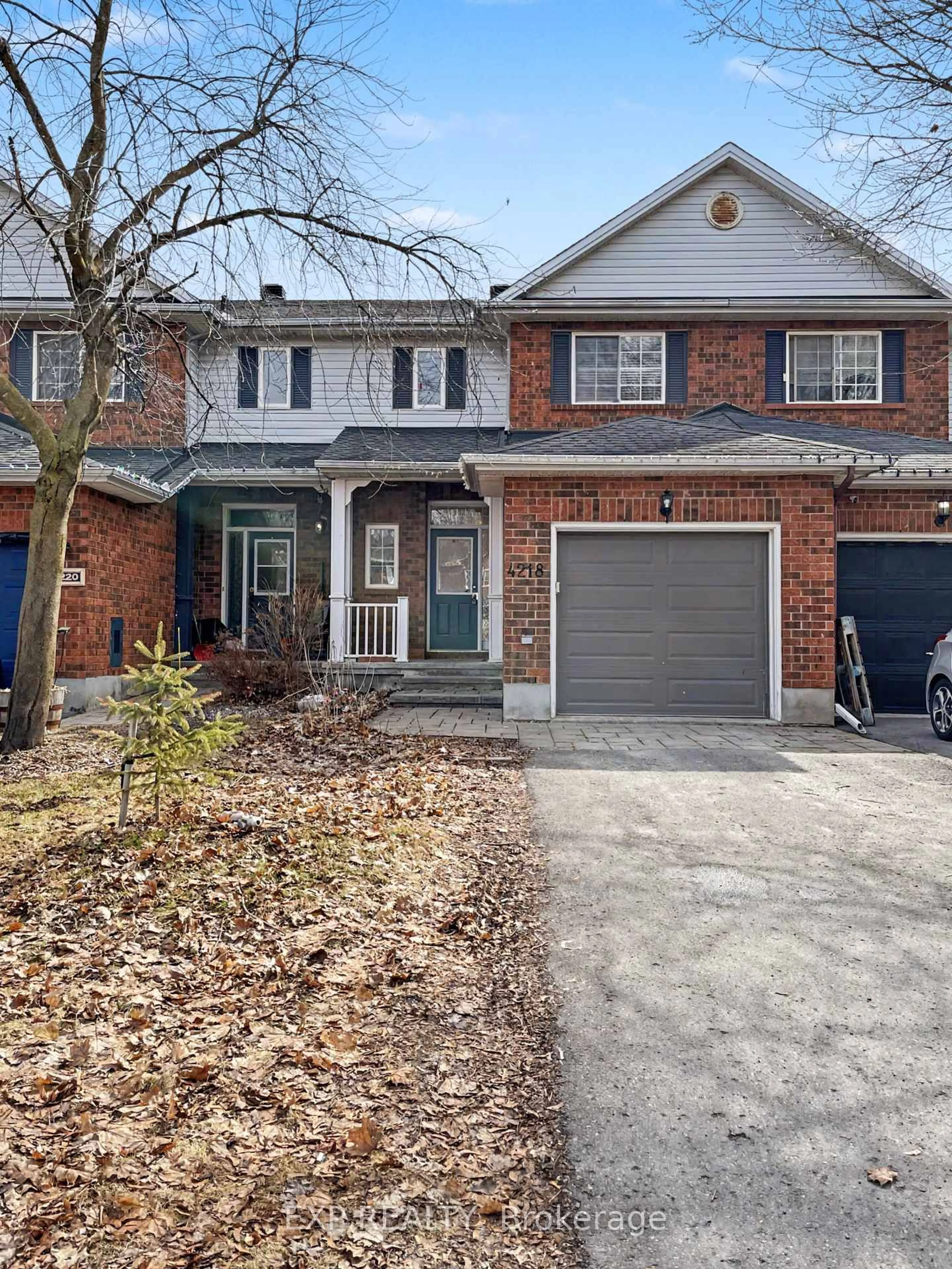 Home with brick exterior material, street for 4218 Owl Valley Dr, Ottawa Ontario K1V 1L7