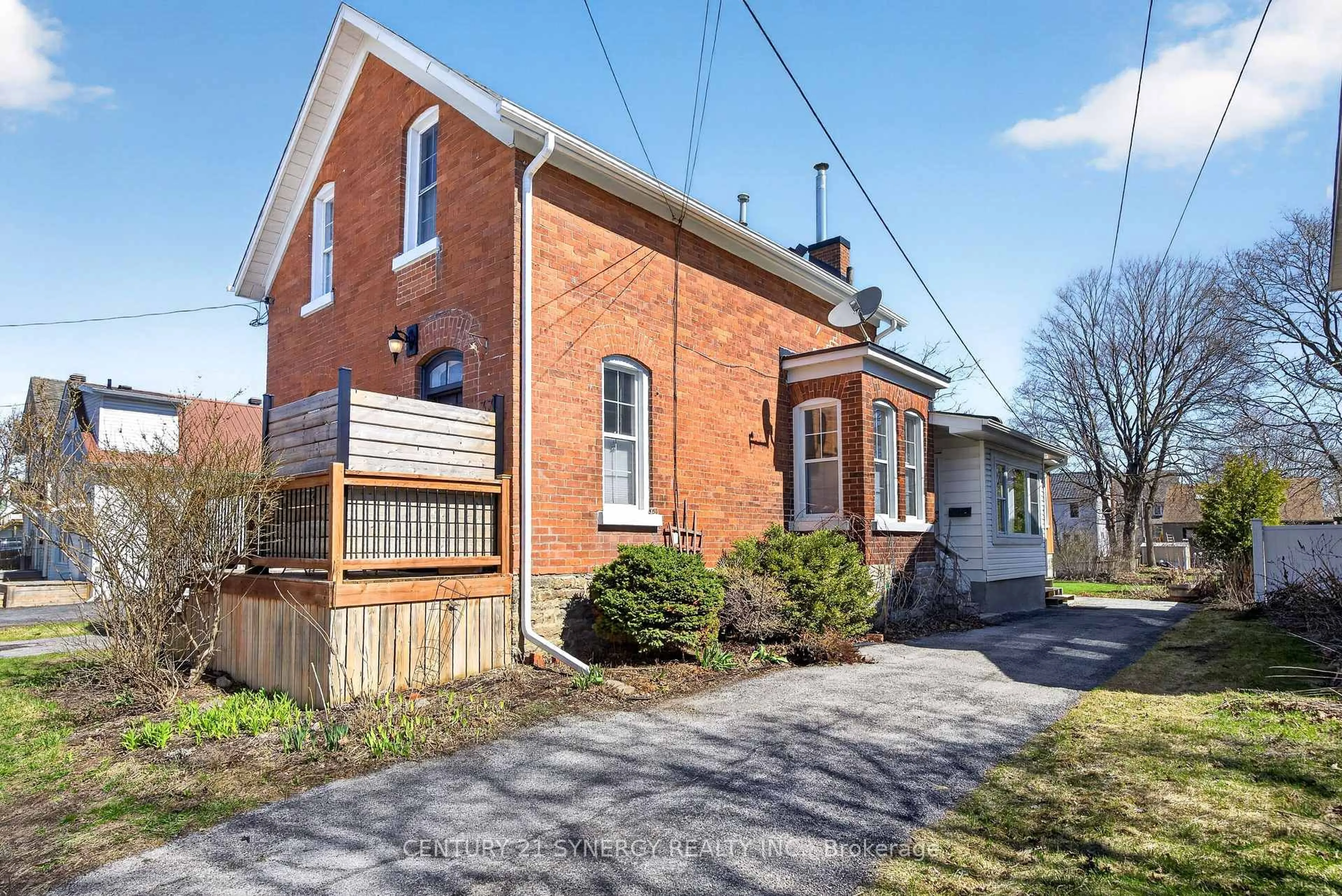 Home with brick exterior material, street for 33 Napoleon St, Carleton Place Ontario K7C 2X4