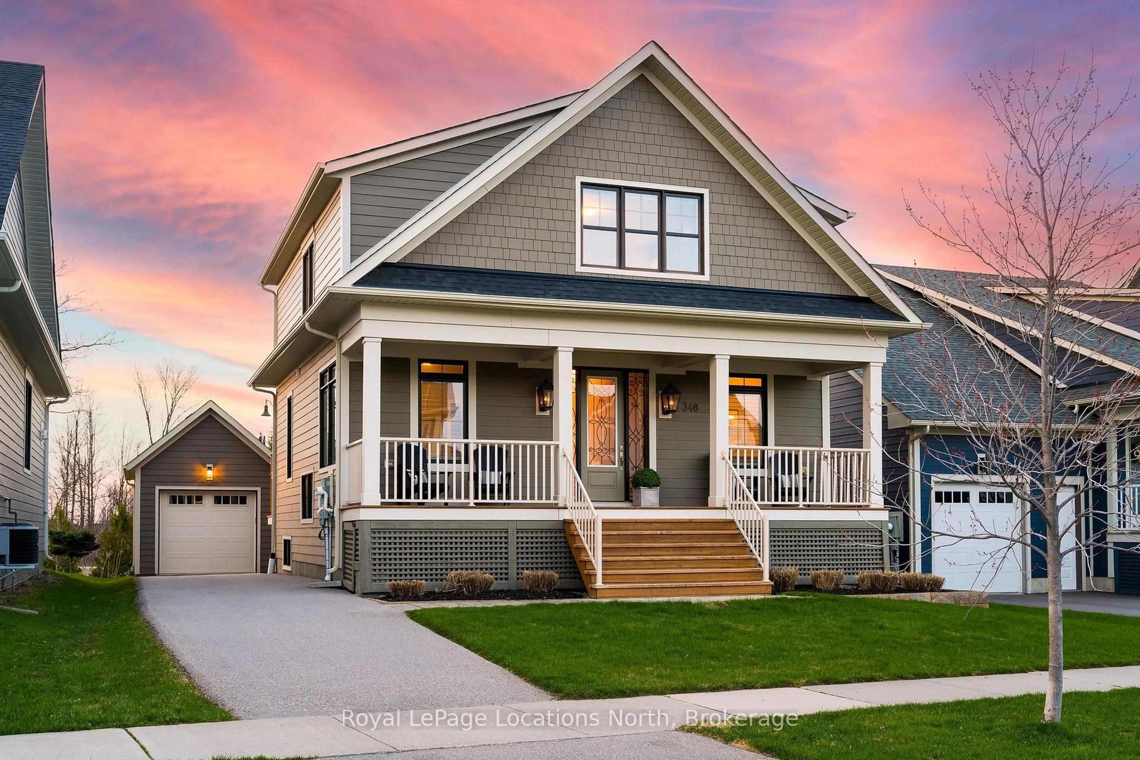 Home with vinyl exterior material, street for 348 Yellow Birch Cres, Blue Mountains Ontario L9Y 0Y5