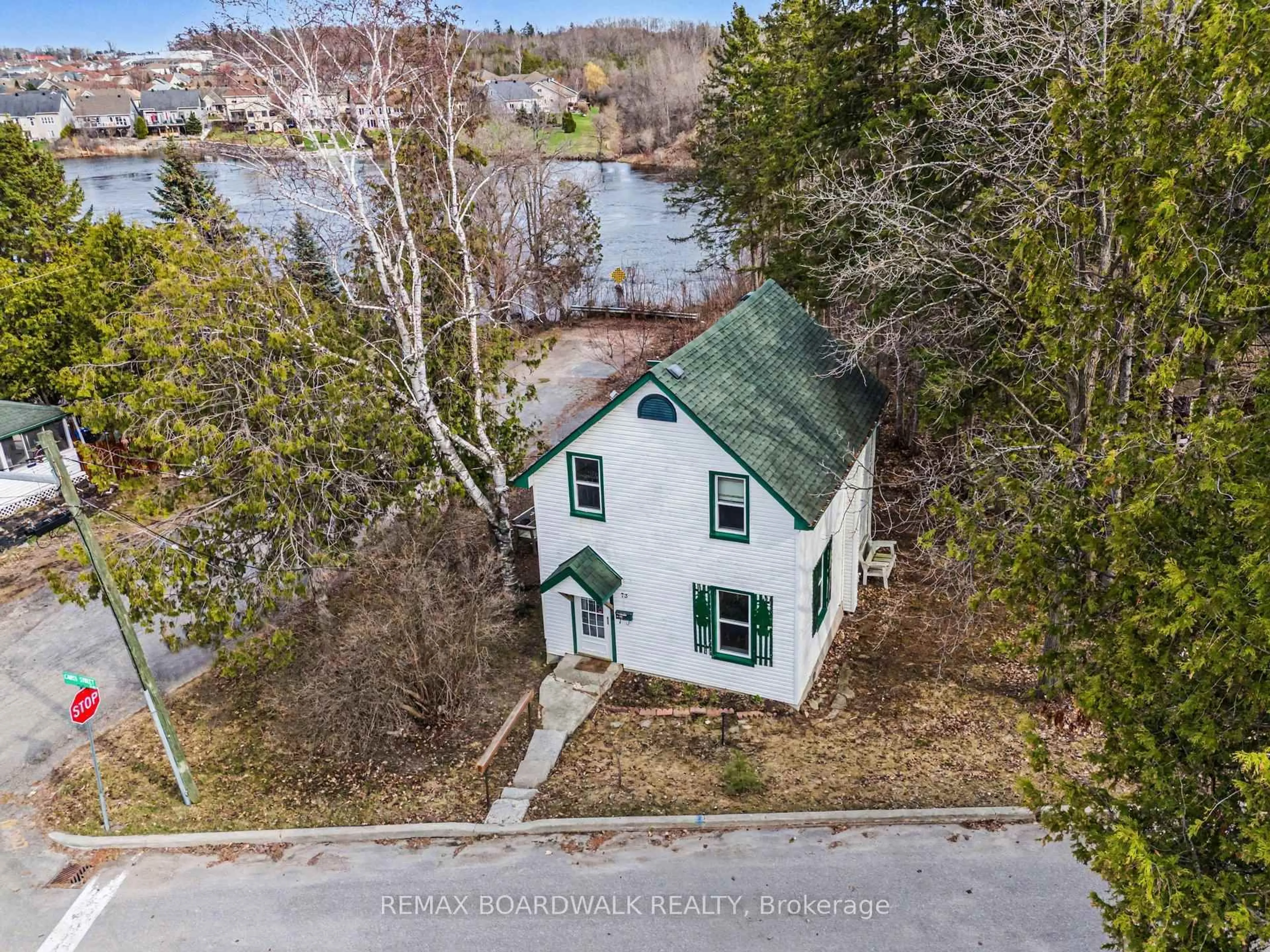 A pic from outside/outdoor area/front of a property/back of a property/a pic from drone, water/lake/river/ocean view for 73 Carss St, Arnprior Ontario K7S 2G8