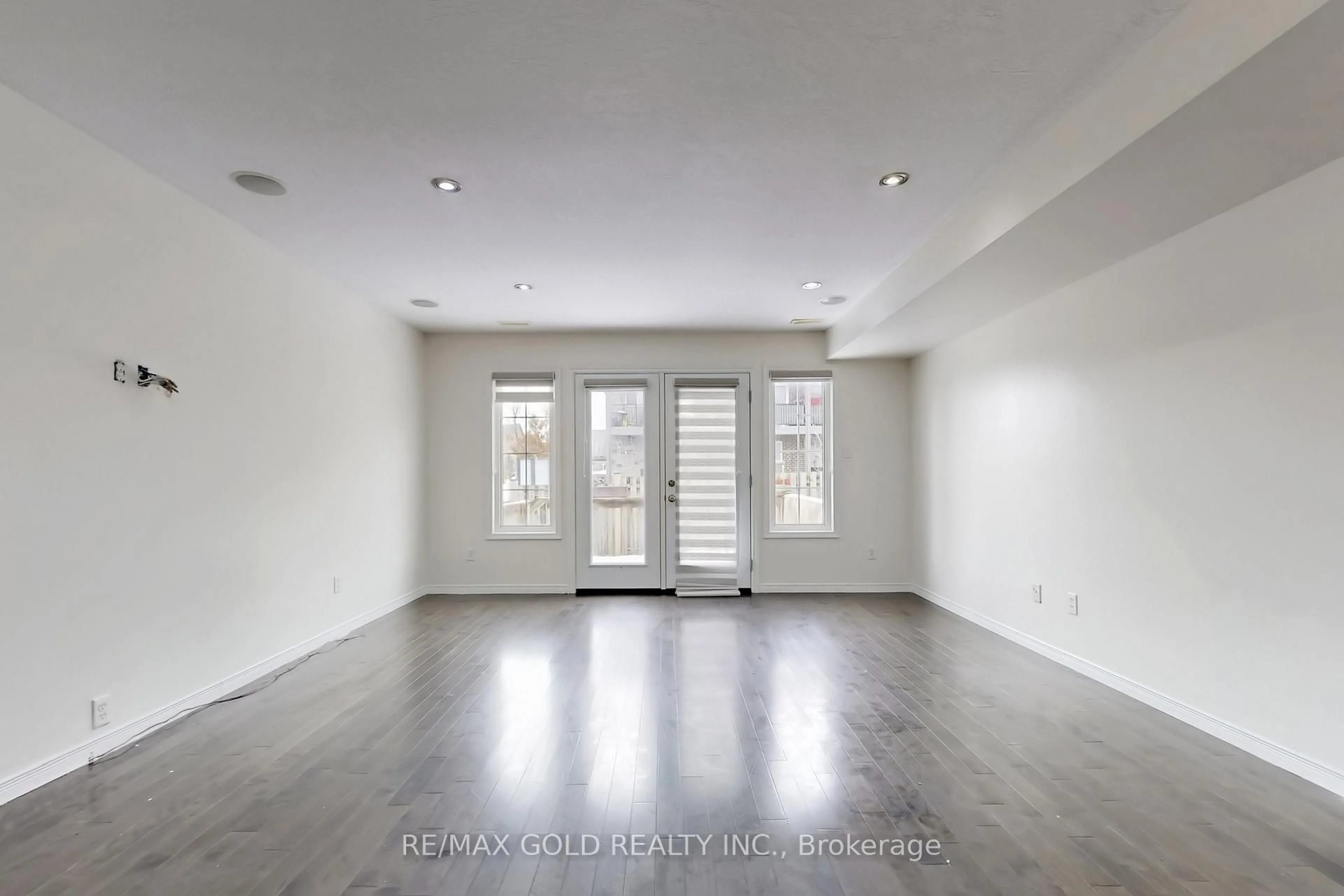 A pic of a room for 50 Howe Dr #1A, Kitchener Ontario N2E 0A3