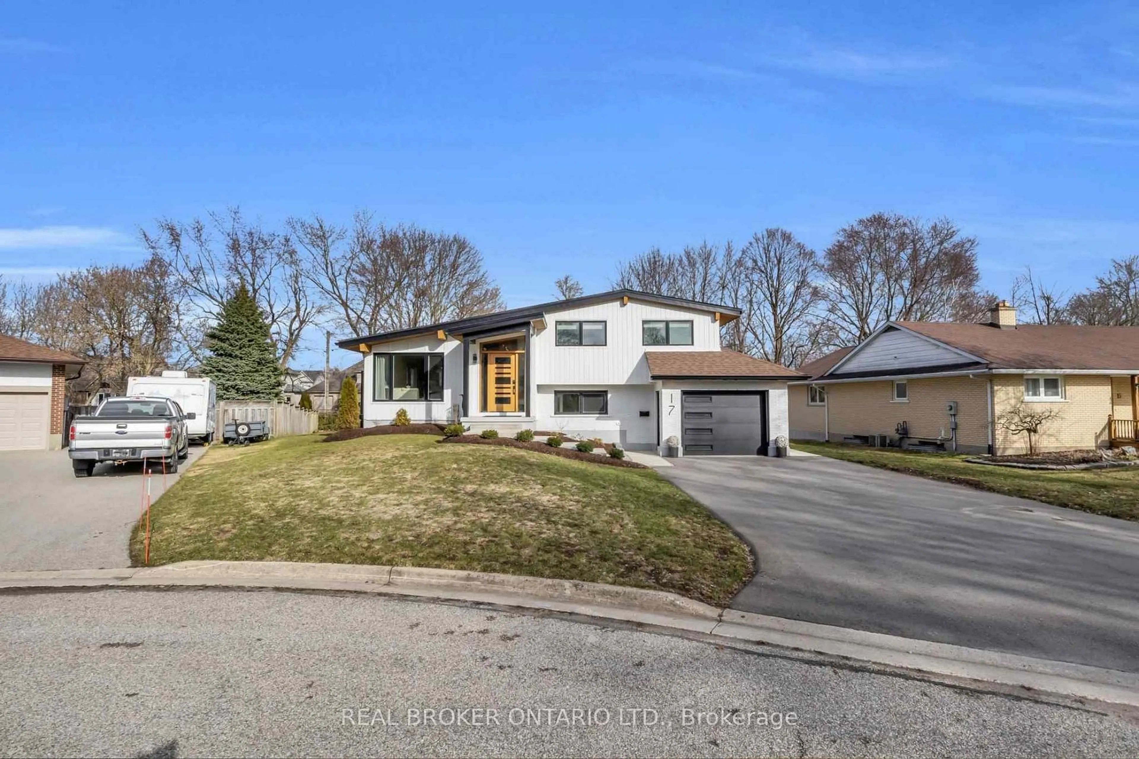 Home with brick exterior material, street for 17 Bluebird Pl, Woolwich Ontario N3B 1W7