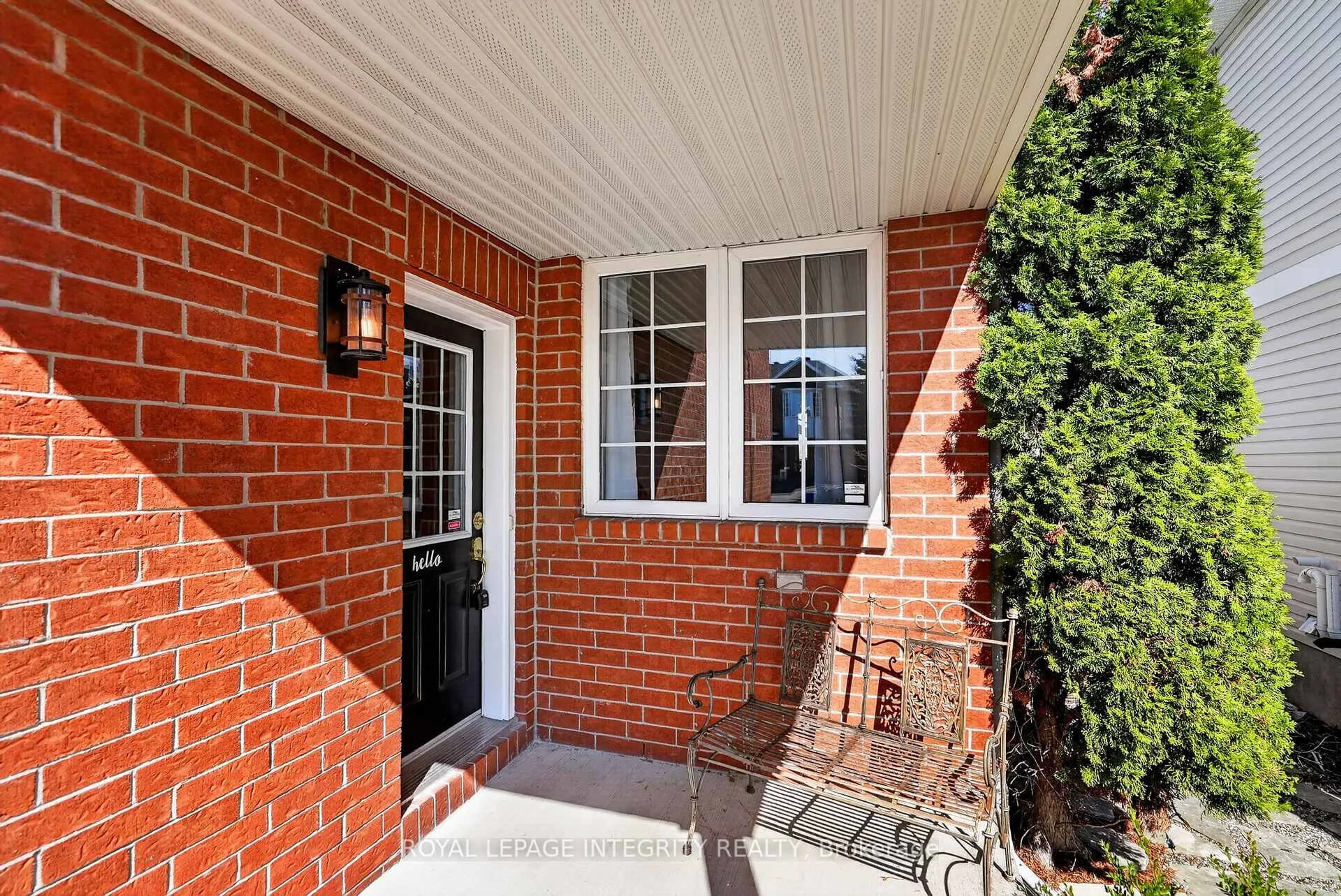 Home with brick exterior material, street for 33 Grammercy Park, Ottawa Ontario K2C 4E1
