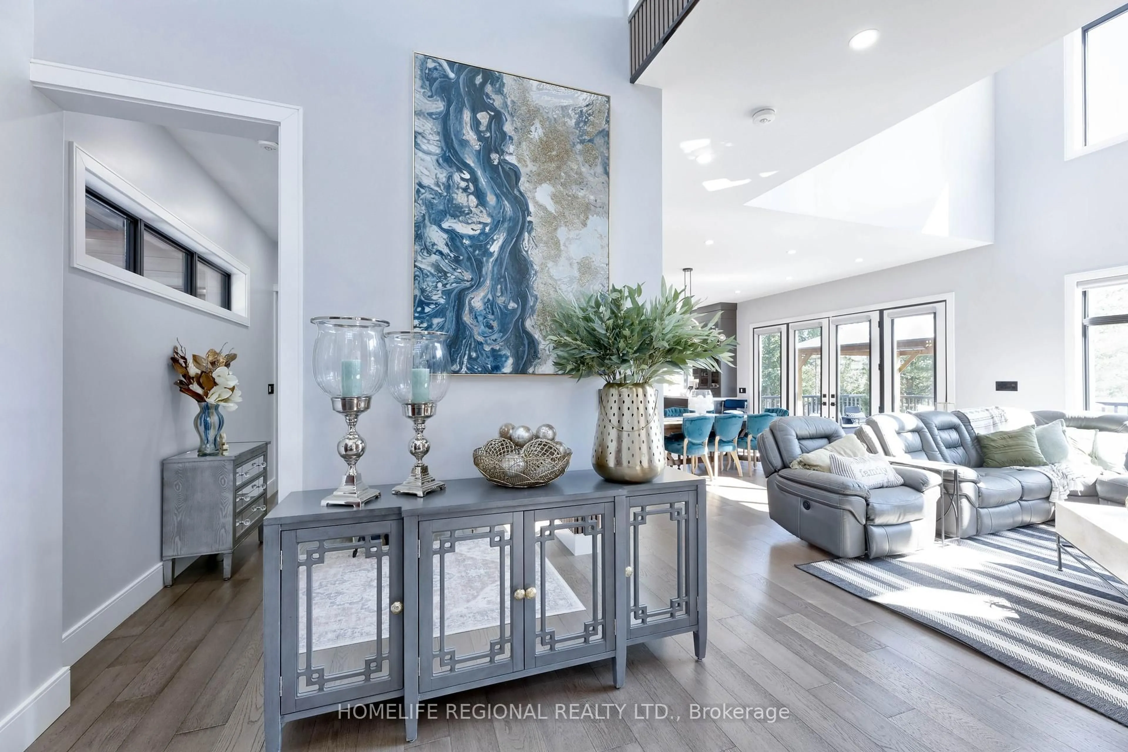 Indoor entryway for 5329 First Line, Erin Ontario N1H 6H7