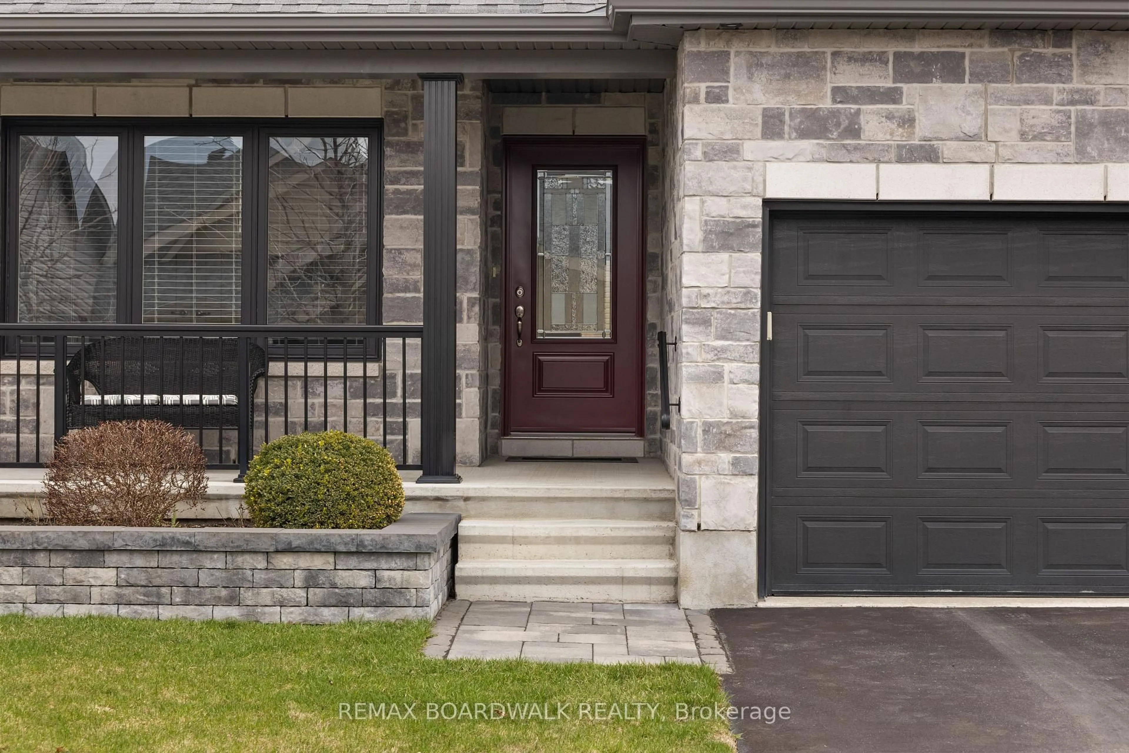 Unknown for 211 Mckenny St, Almonte Ontario K0A 1A0