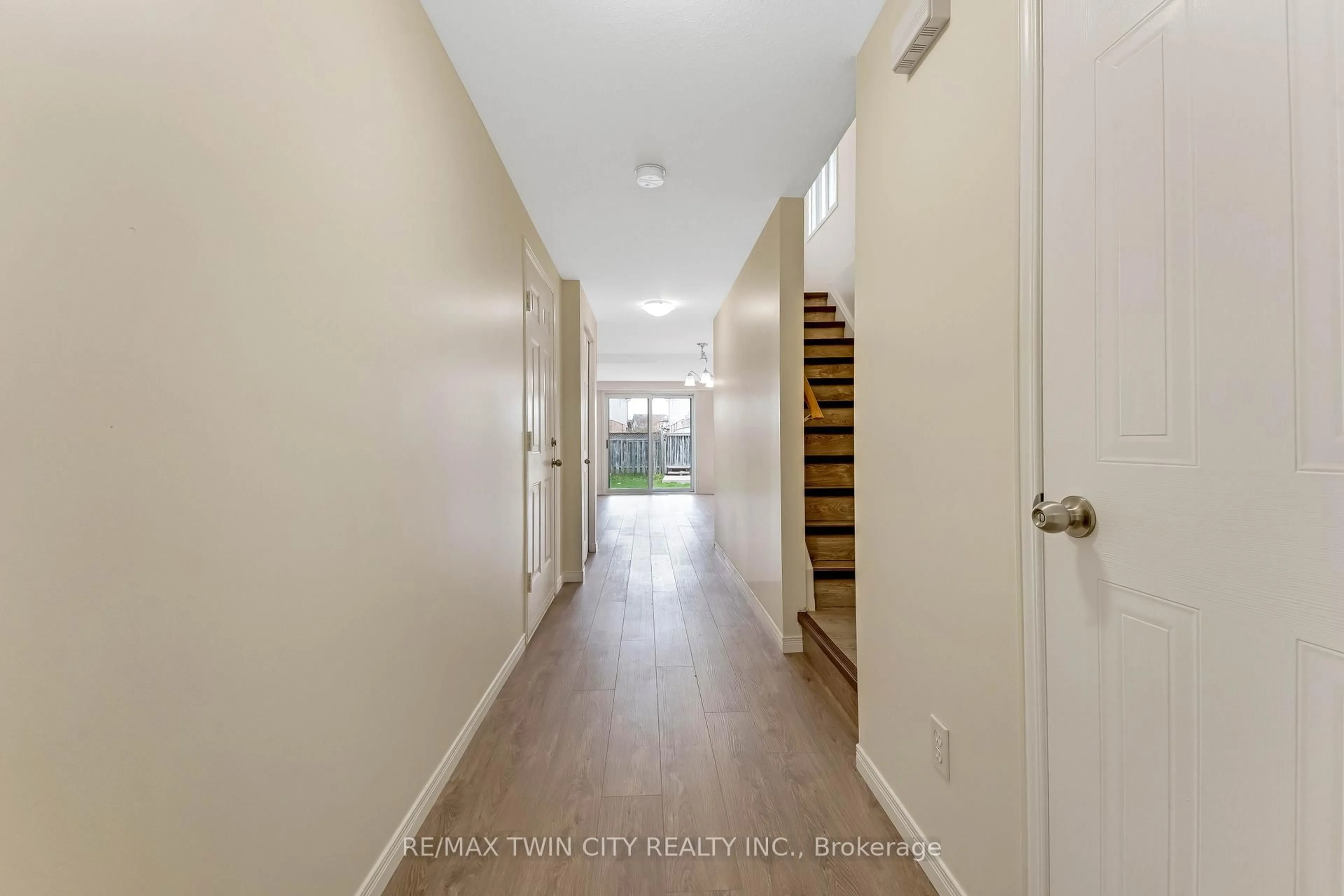Indoor entryway for 85 Activa Ave, Kitchener Ontario N2E 3R4