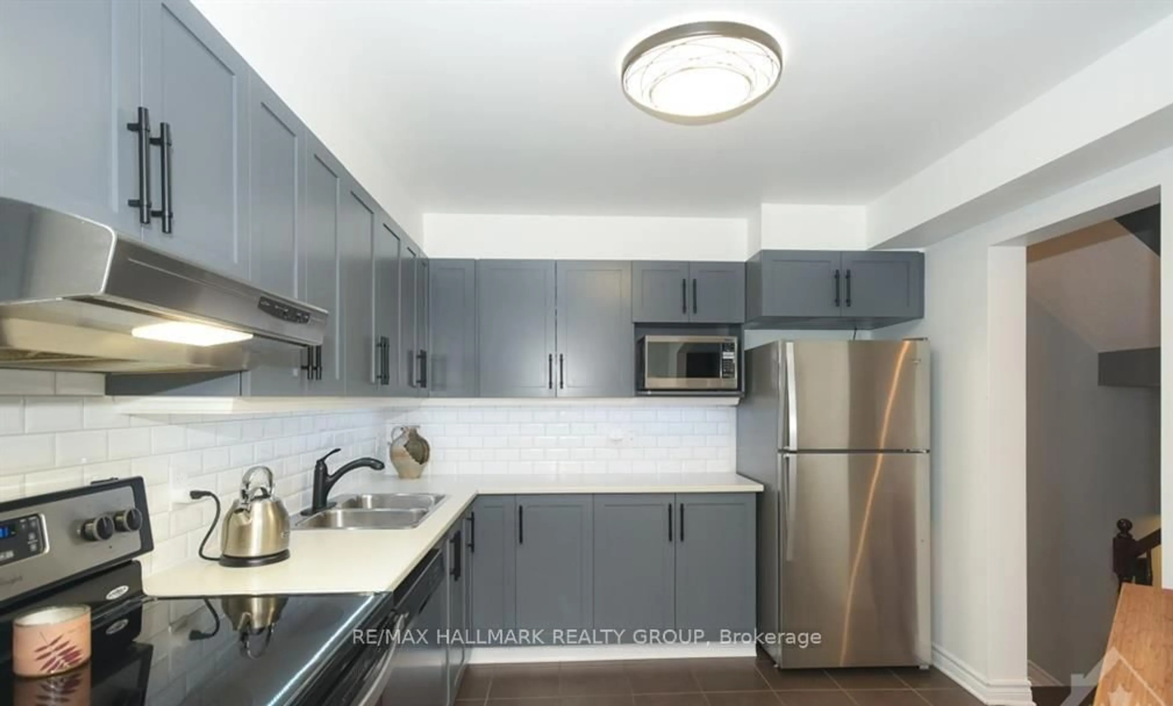 Standard kitchen, unknown for 659 Petrichor Cres, Ottawa Ontario K4A 0Y4