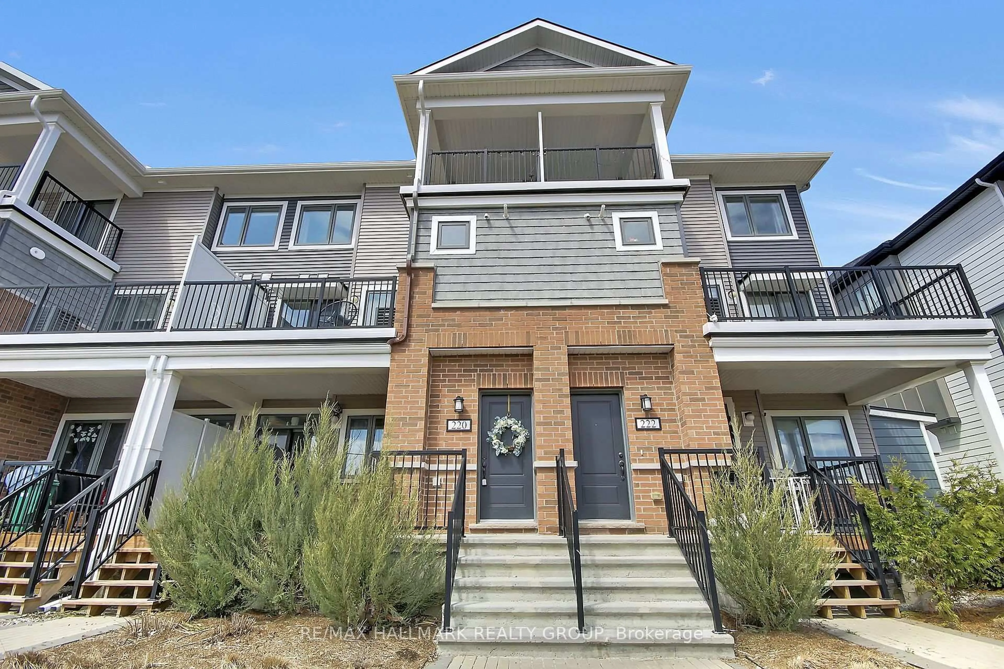 Unknown for 220 Pilot Private, Ottawa Ontario K2V 0S4