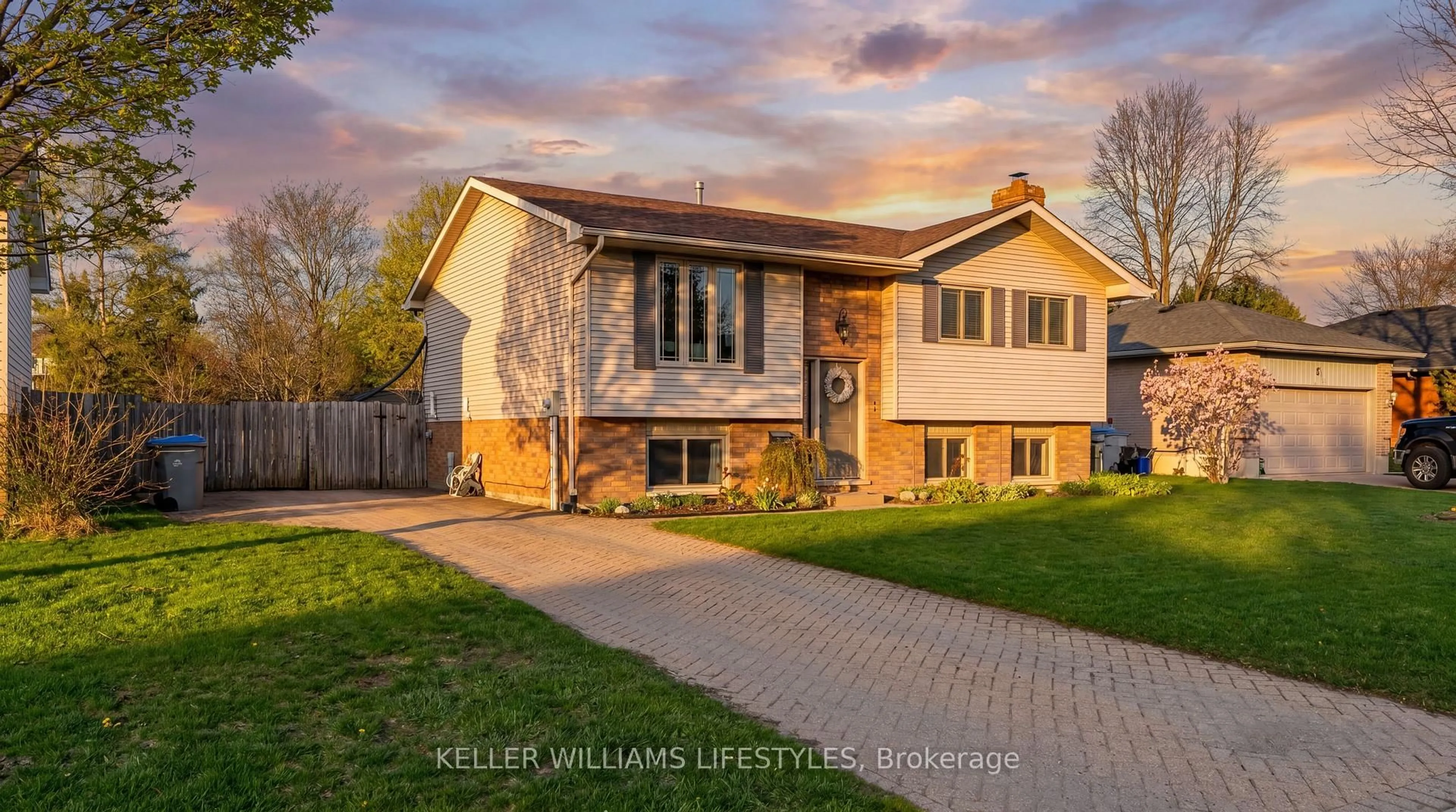 Home with brick exterior material, street for 7 Pearson Ave, Strathroy-Caradoc Ontario N7G 3X8