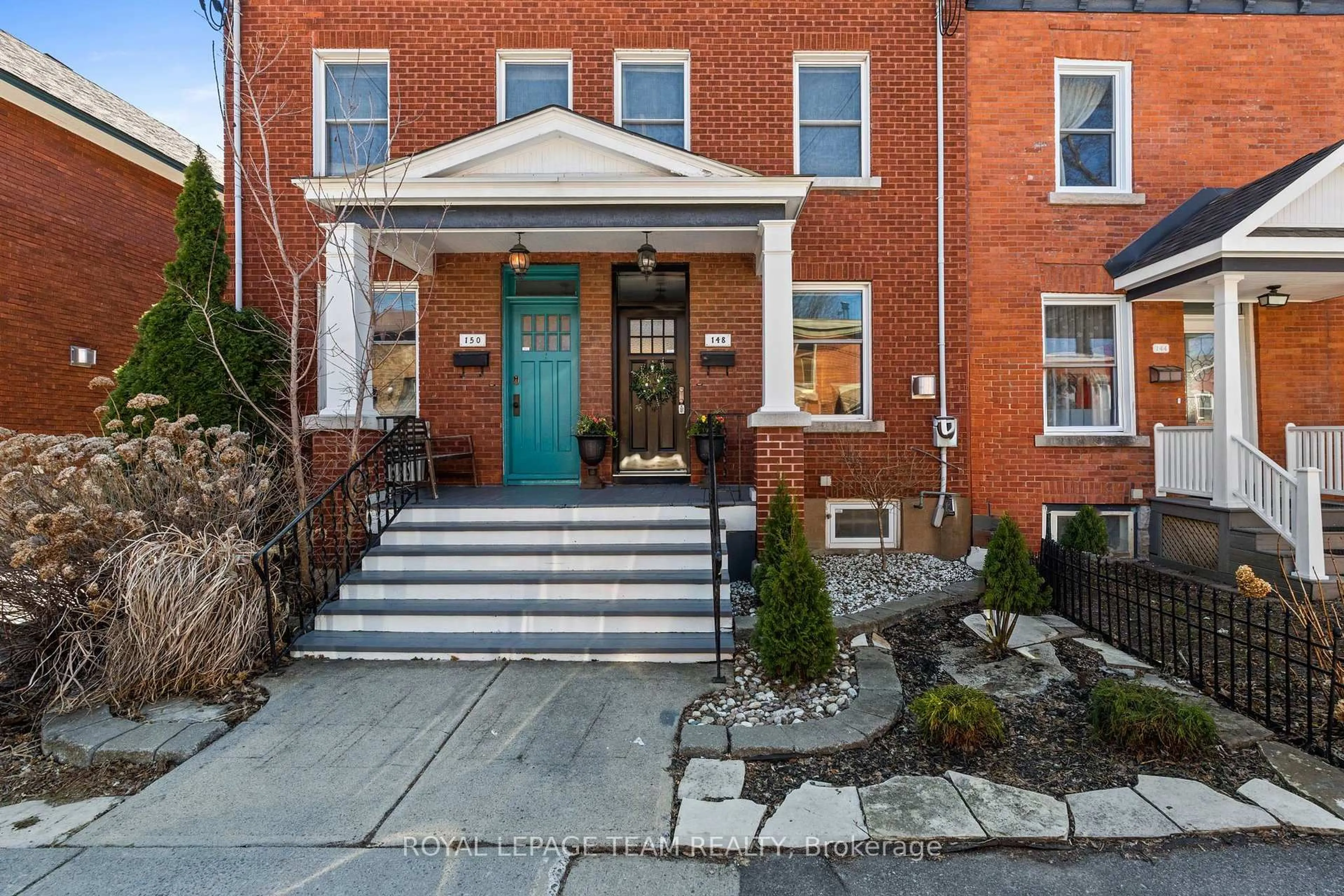 Home with brick exterior material, street for 148 Bruyere St, Ottawa Ontario K1N 5E1