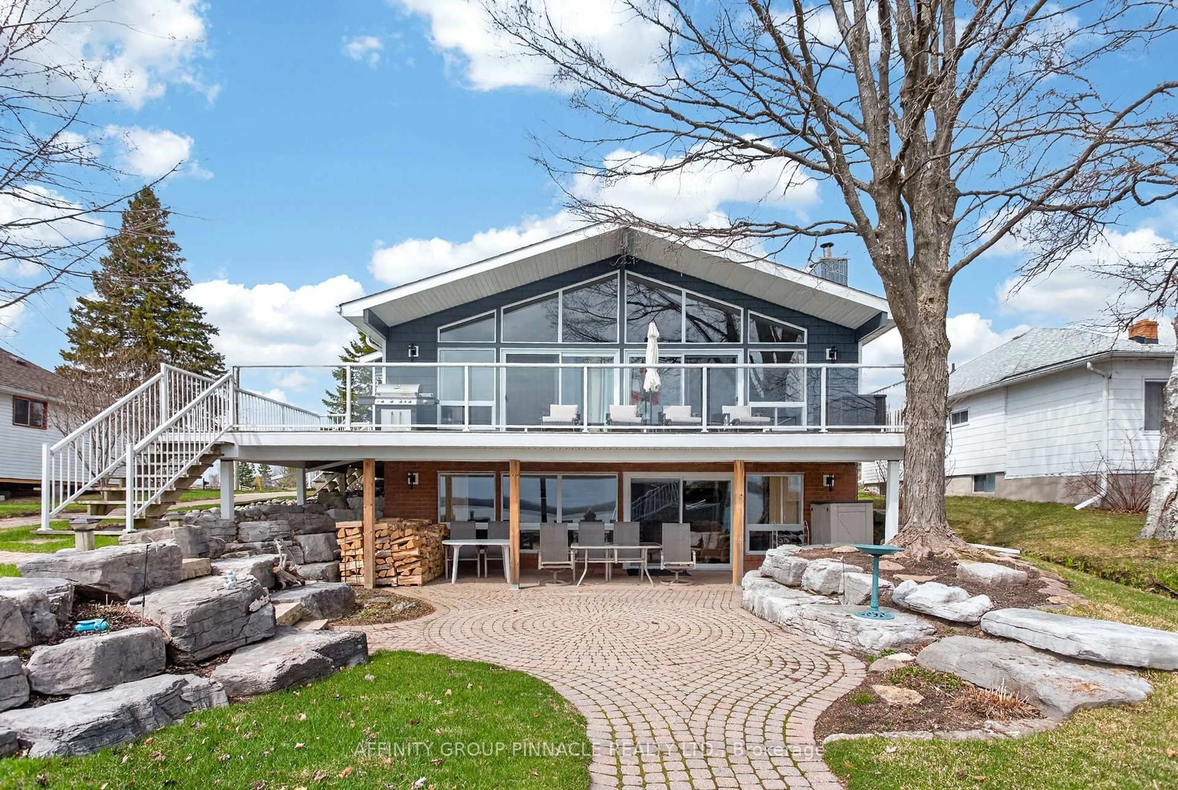 Home with vinyl exterior material, water/lake/river/ocean view for 73 Admiral Dr, Kawartha Lakes Ontario K0M 1G0