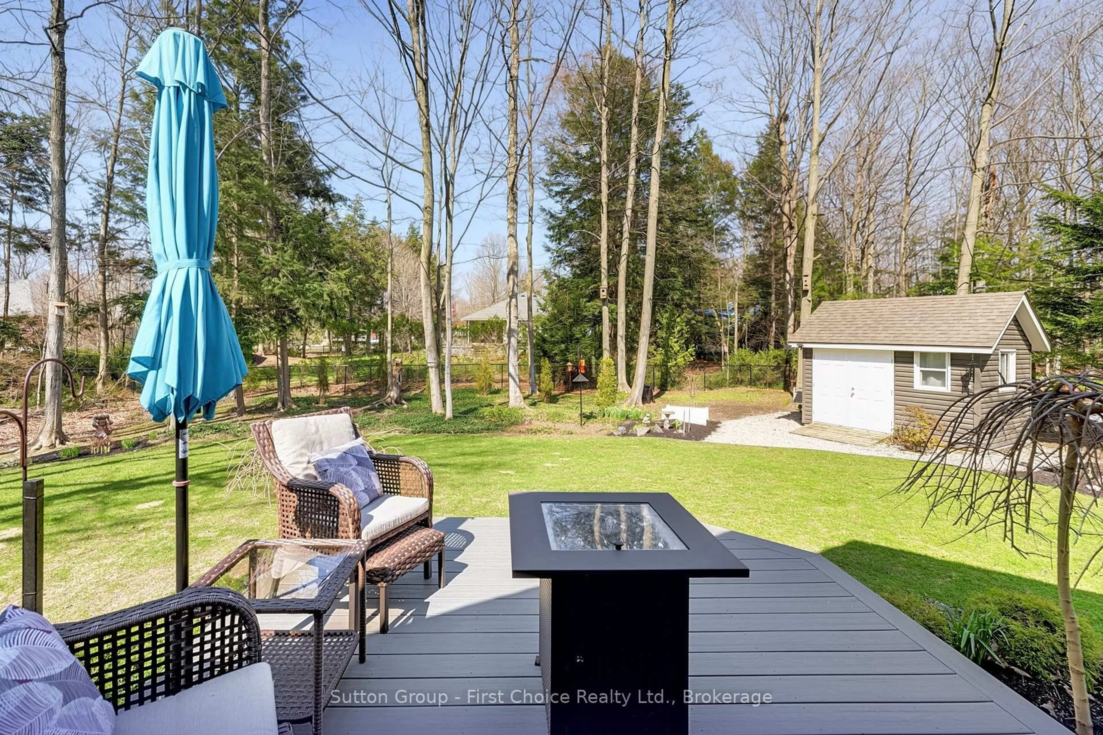 Patio, forest/trees view for 820 Wilson Ave, Huron-Kinloss Ontario N0G 2R0