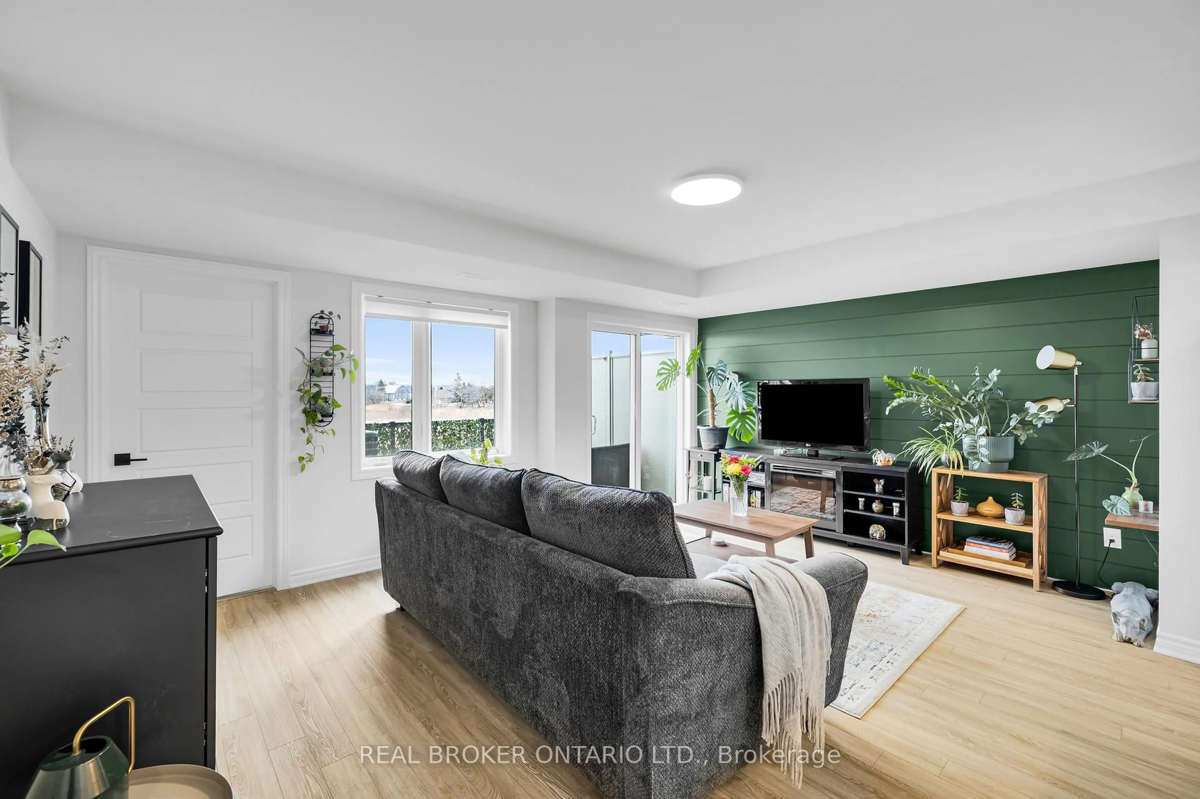 Living room with furniture, unknown for 405 Pilot Private, Ottawa Ontario K2V 0S3