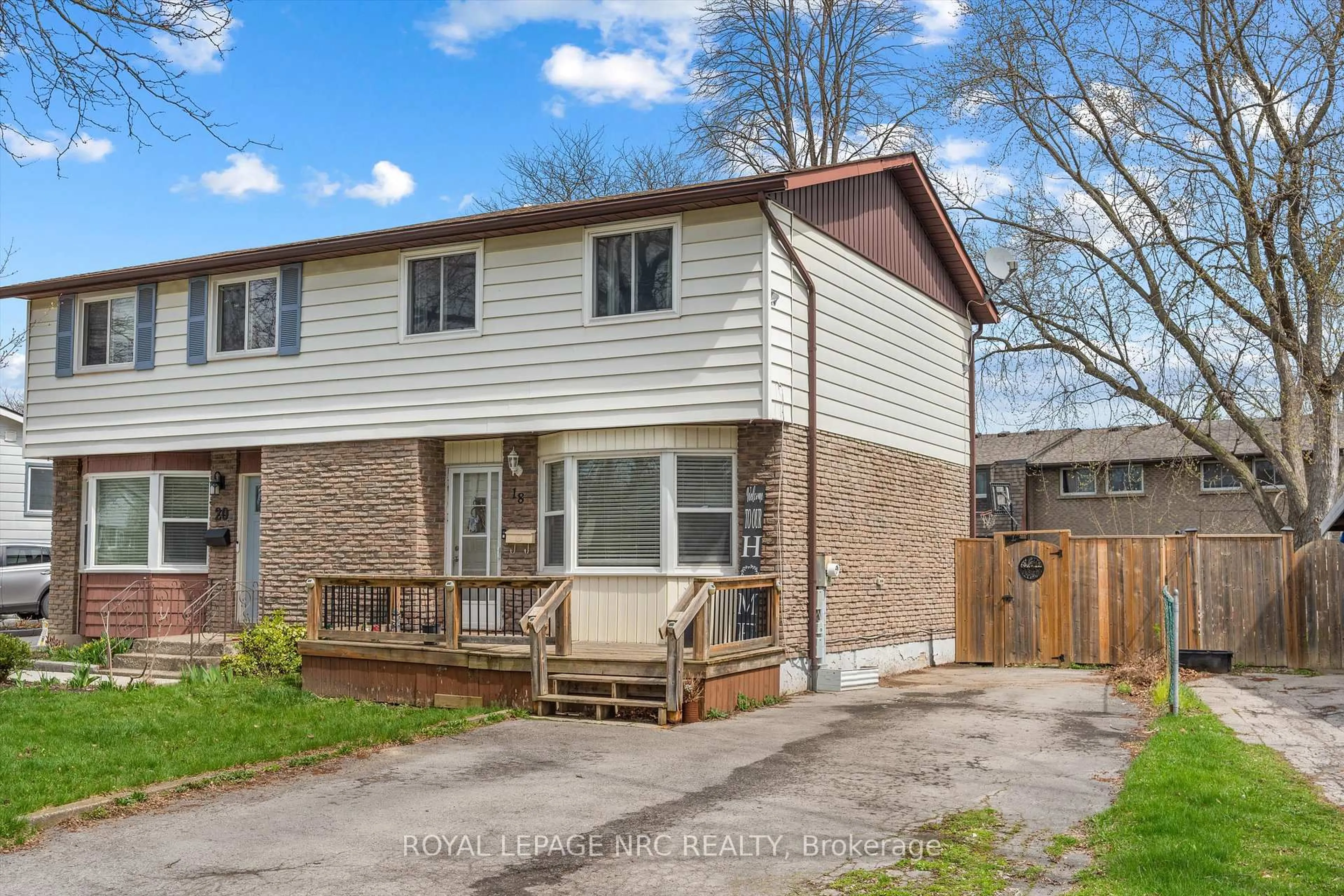 Unknown for 18 Lafayette Dr, St. Catharines Ontario L2N 6C2