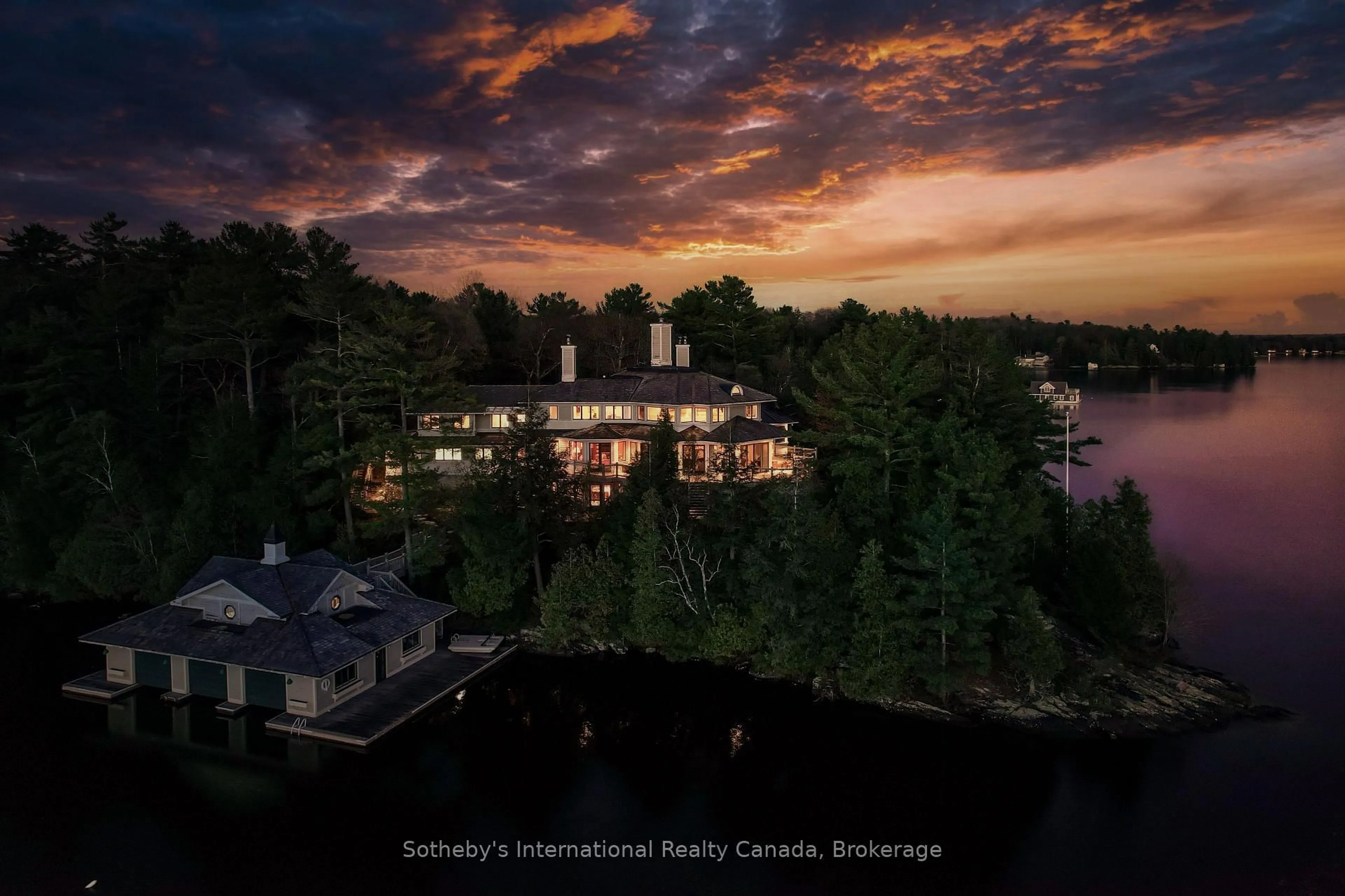 A pic from outside/outdoor area/front of a property/back of a property/a pic from drone, water/lake/river/ocean view for 1250 WALDMERE Rd #Point Cottage, Bracebridge Ontario P1L 1W8