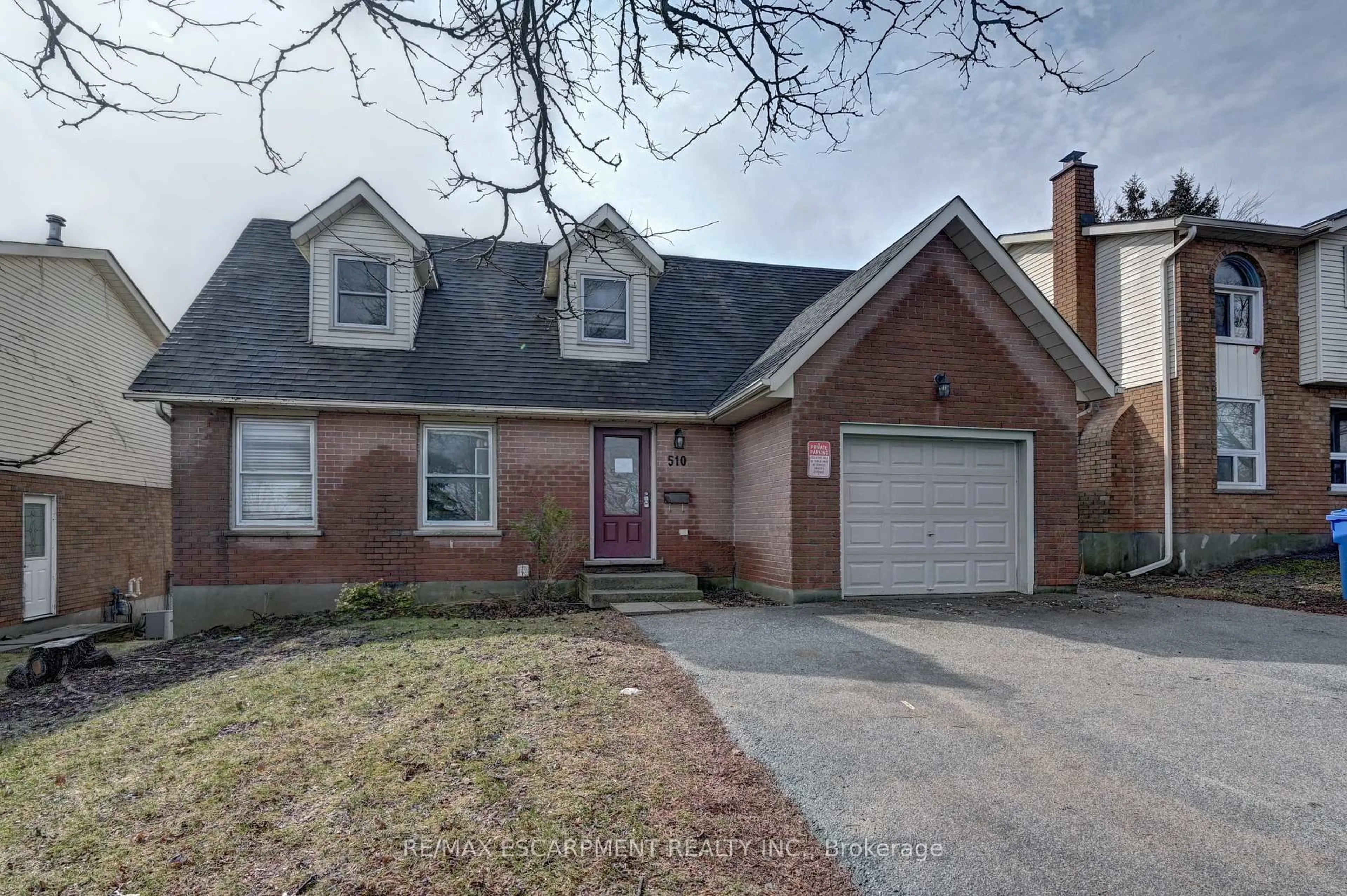 Home with brick exterior material, street for 510 Kortright Rd, Guelph Ontario N1G 3Z1