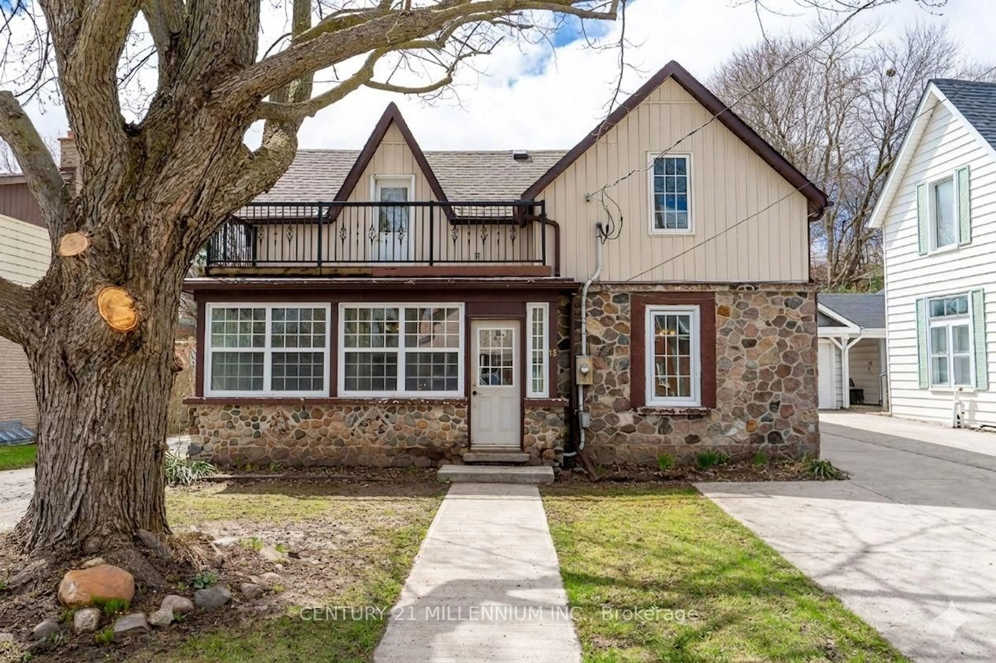 Home with brick exterior material, street for 18 Crozier St, East Luther Grand Valley Ontario L9W 5N6