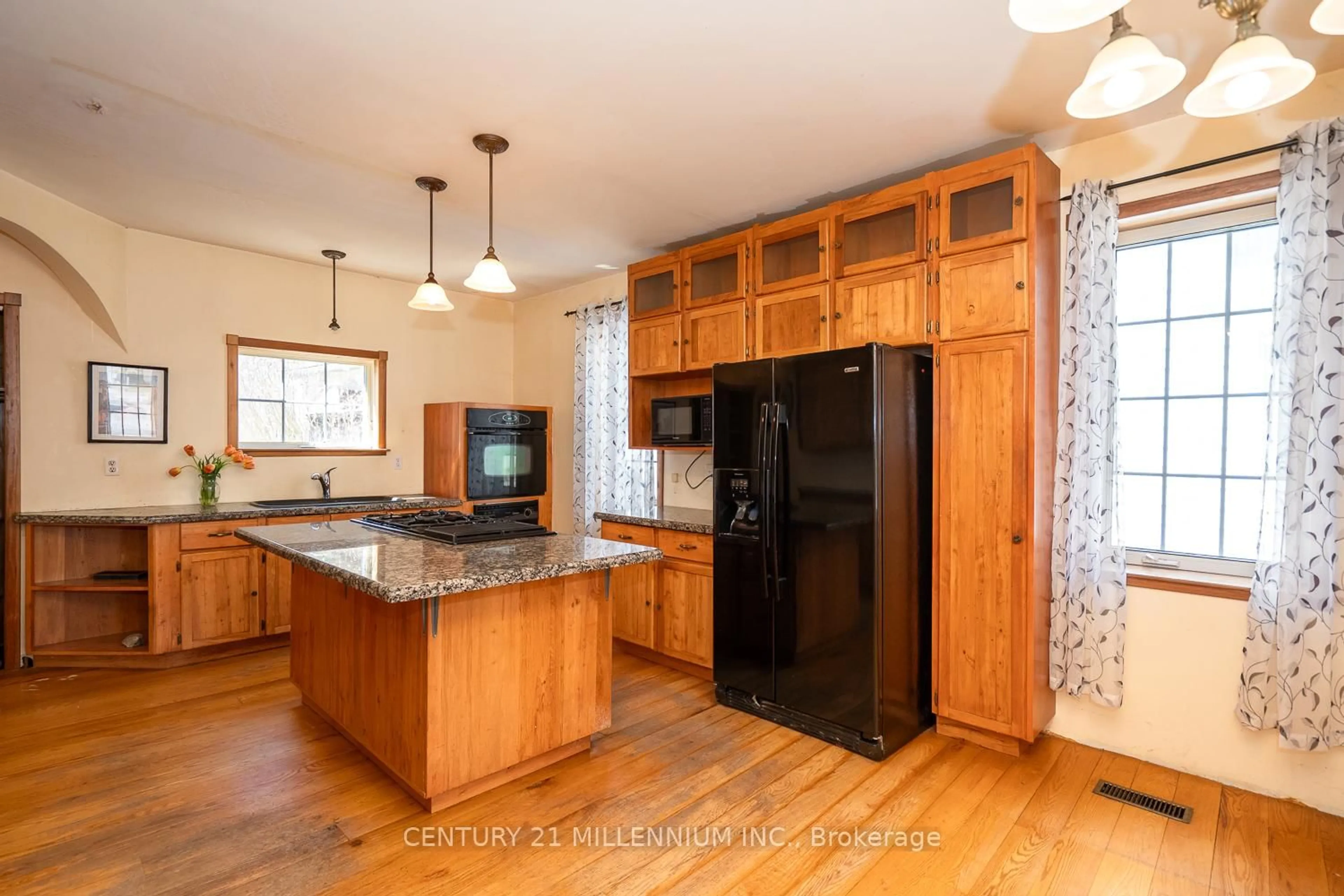 Open concept kitchen, unknown for 18 Crozier St, East Luther Grand Valley Ontario L9W 5N6