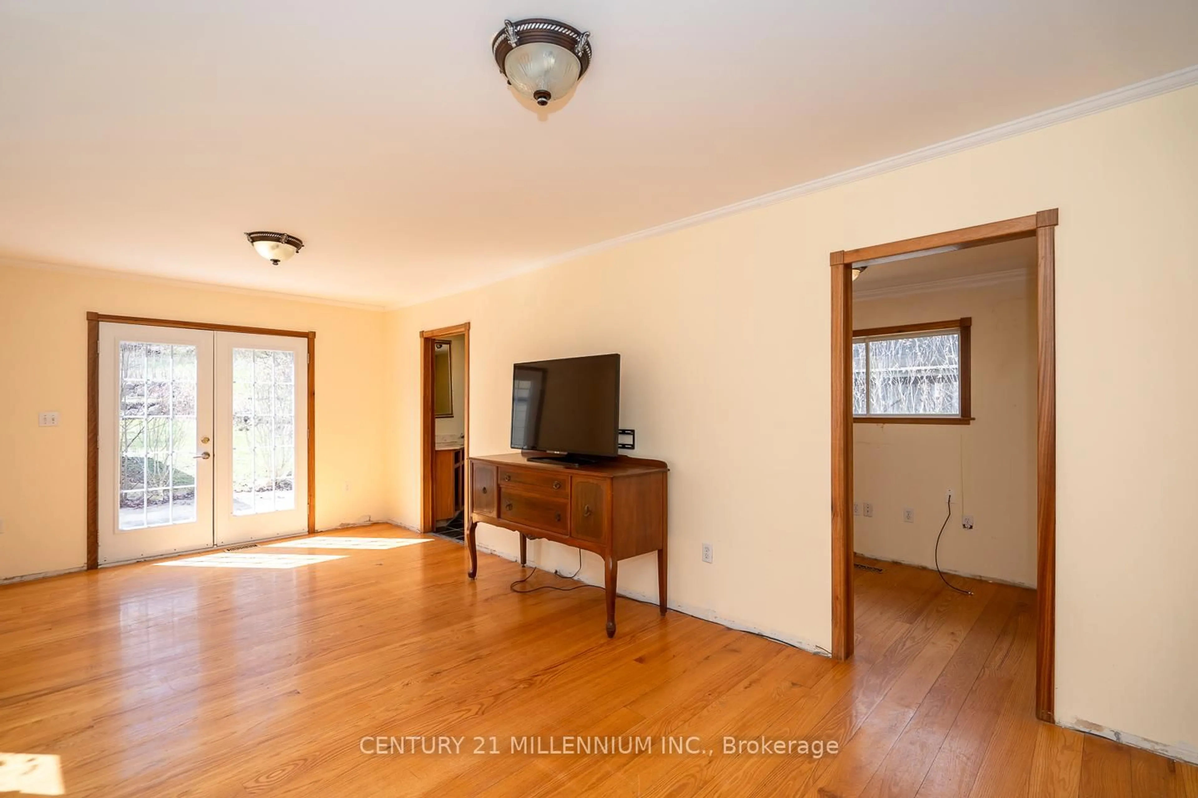 Unknown for 18 Crozier St, East Luther Grand Valley Ontario L9W 5N6