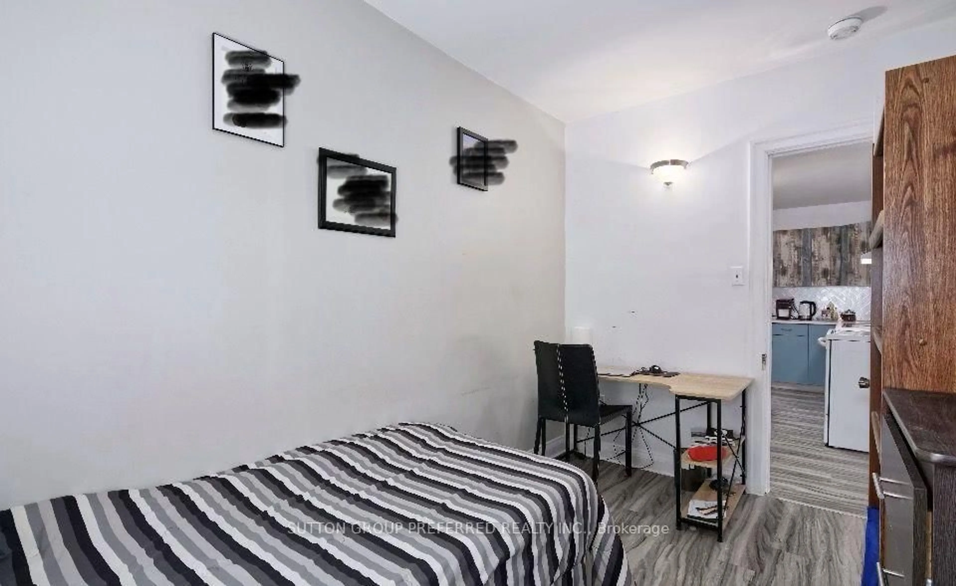 A pic of a room for 173 Adelaide St, London East Ontario N6B 3H1