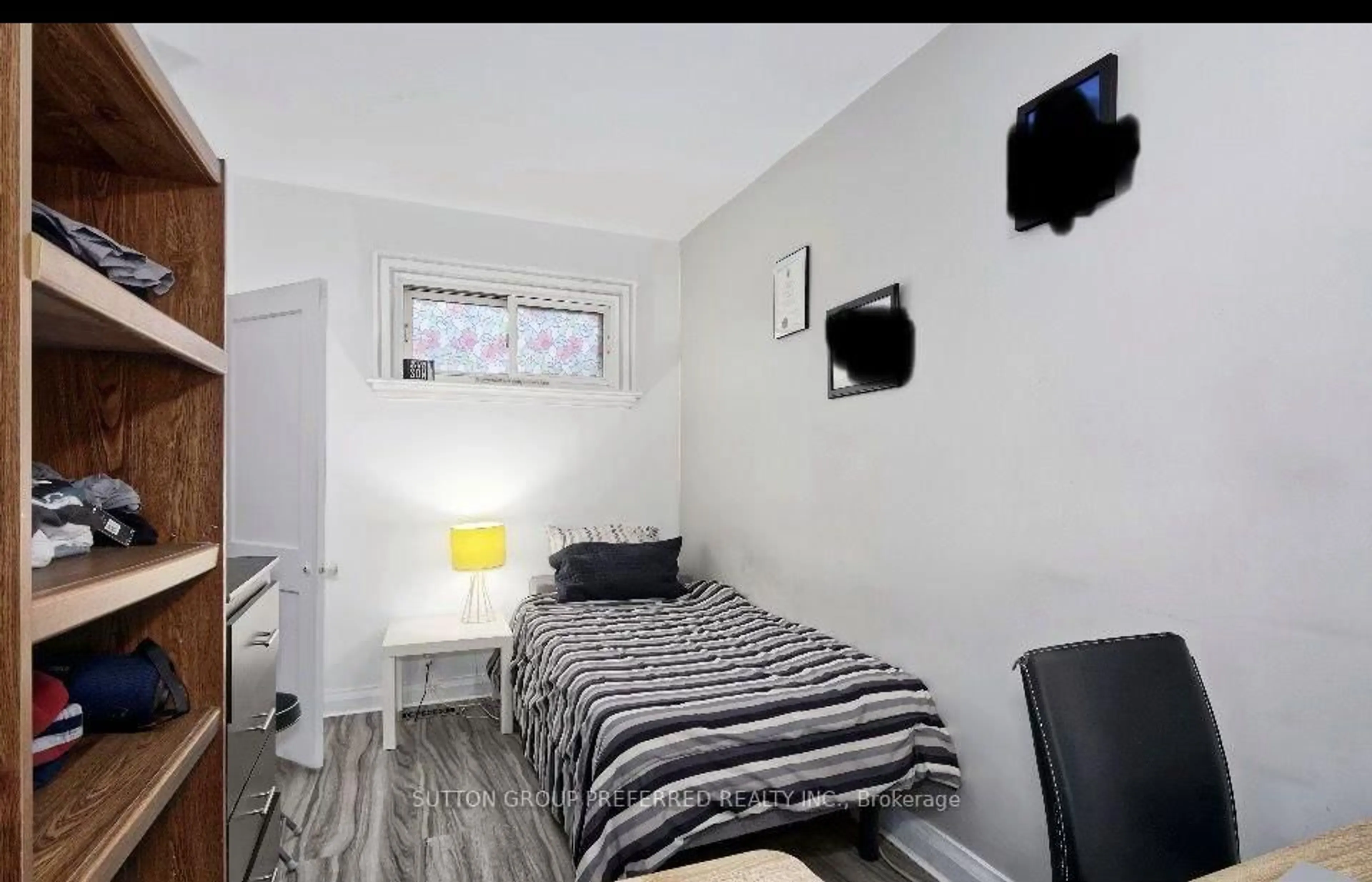 A pic of a room for 173 Adelaide St, London East Ontario N6B 3H1