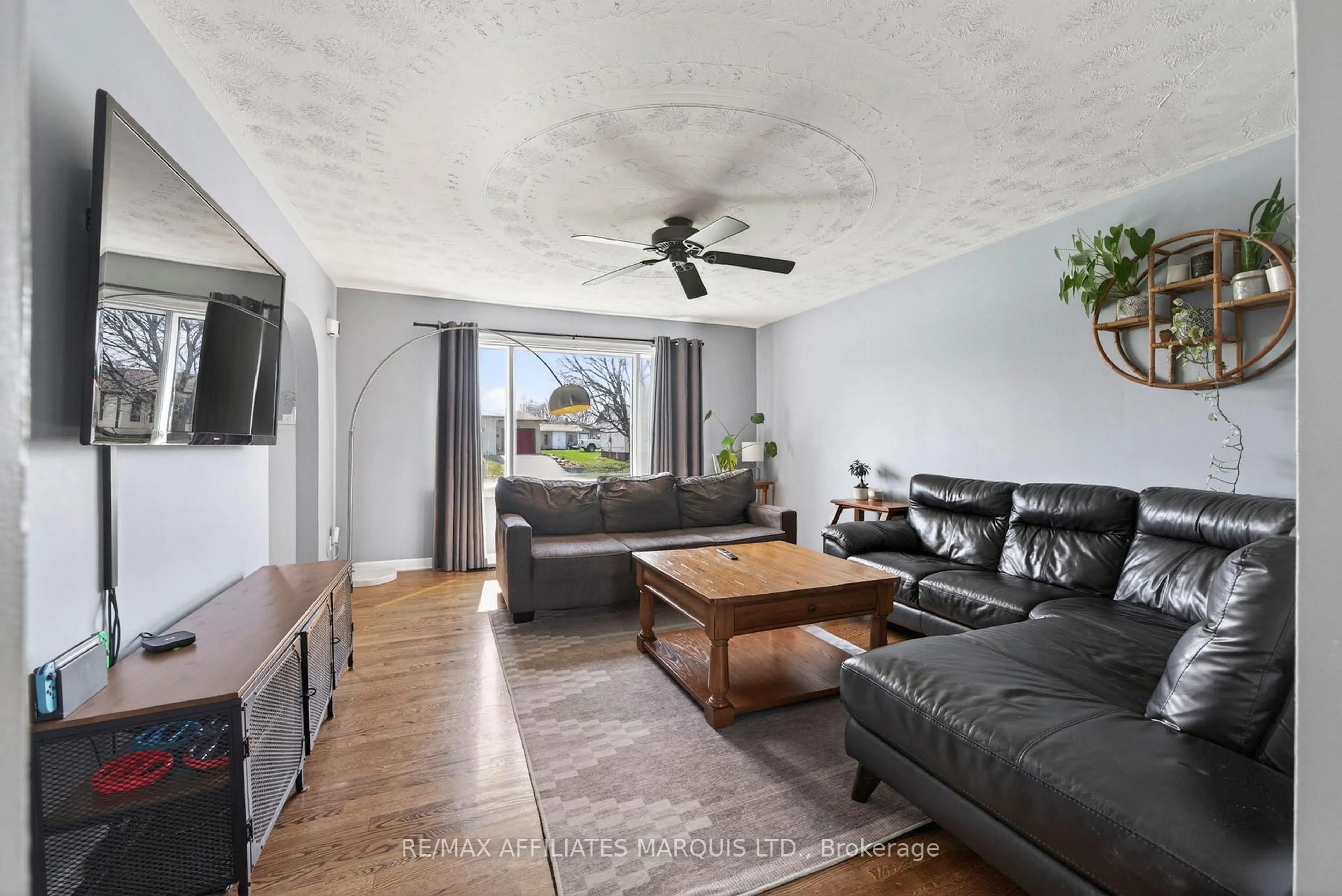 Living room with furniture, unknown for 11 Gray Ave, South Stormont Ontario K0C 1P0