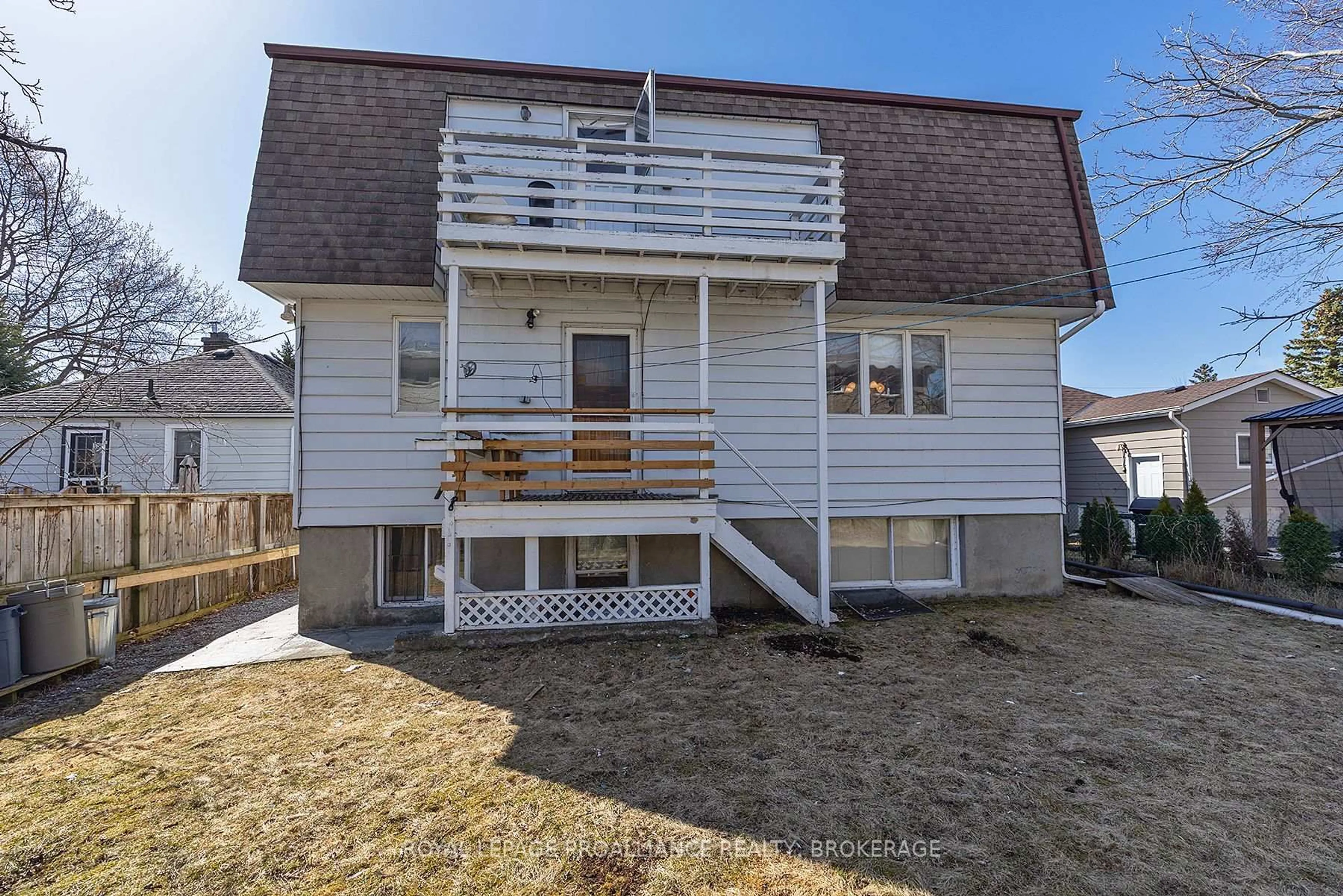 Patio, street for 69 Scott St, Kingston Ontario K7L 1L6