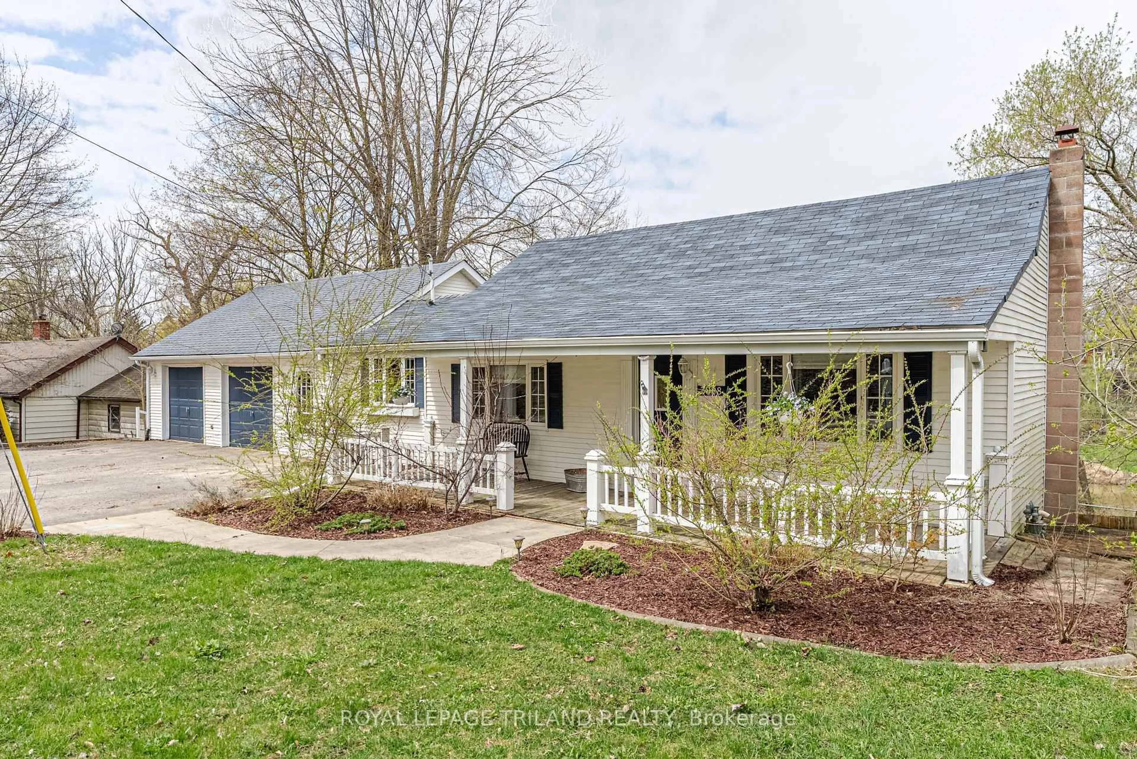 Unknown for 3868 Hamilton Rd, Thames Centre Ontario N0L 1G2