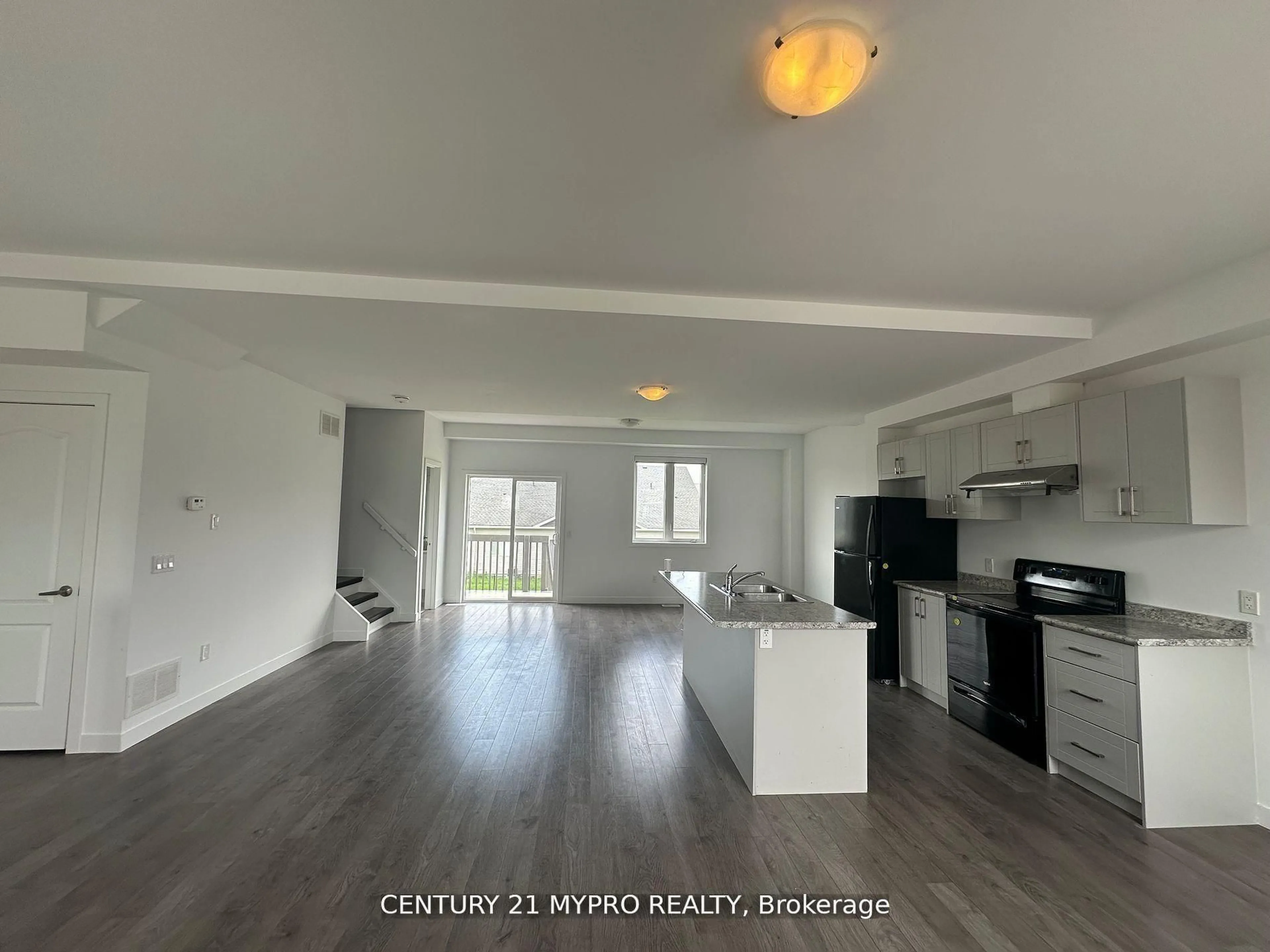 Open concept kitchen, unknown for 27 DENISTOUN St, Welland Ontario L3C 0H6