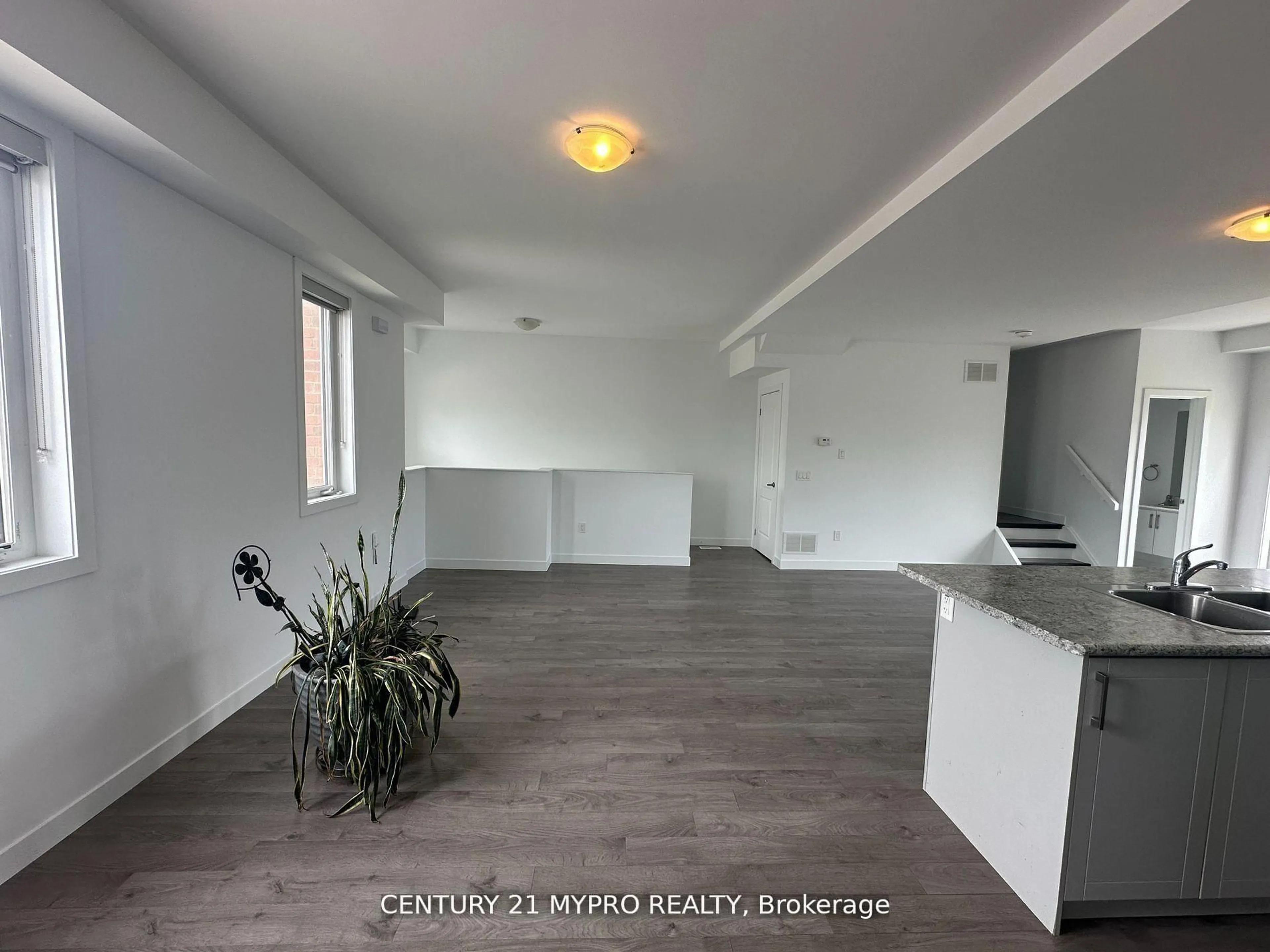 A pic of a room for 27 DENISTOUN St, Welland Ontario L3C 0H6