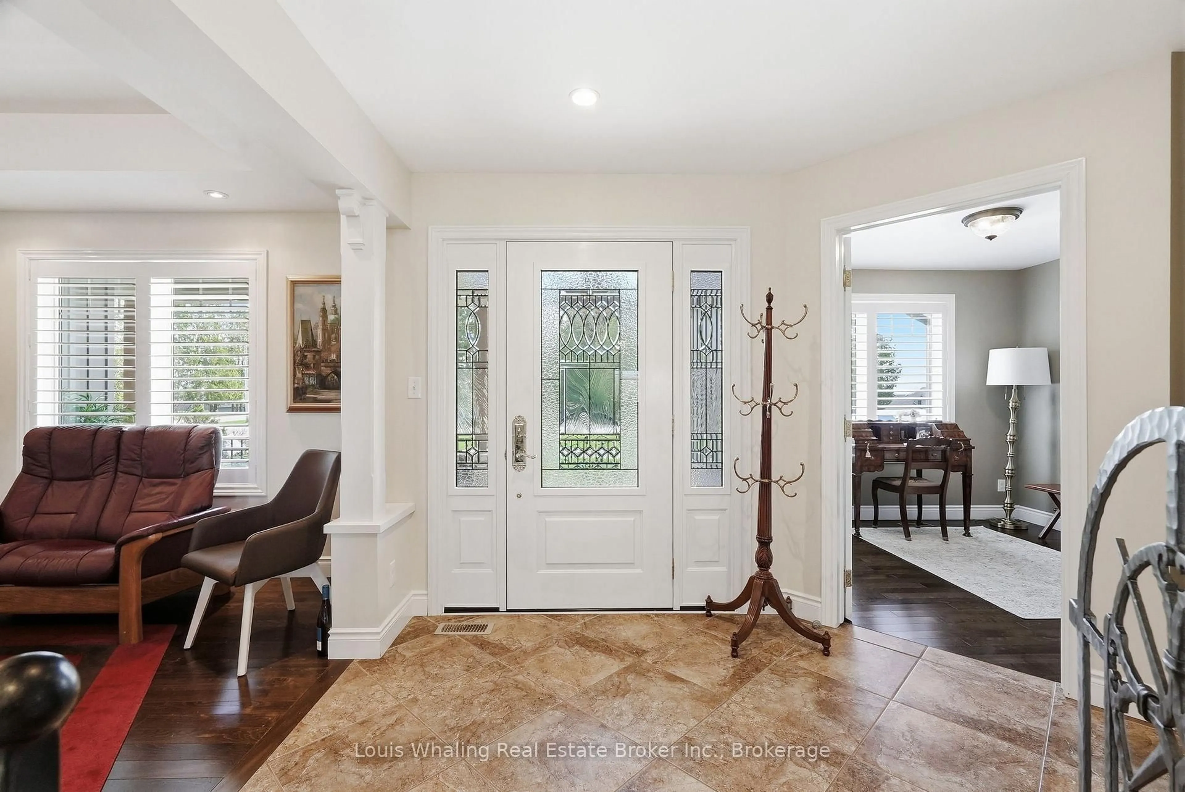 Indoor entryway for 323099 Durham Rd, West Grey Ontario N0G 1R0