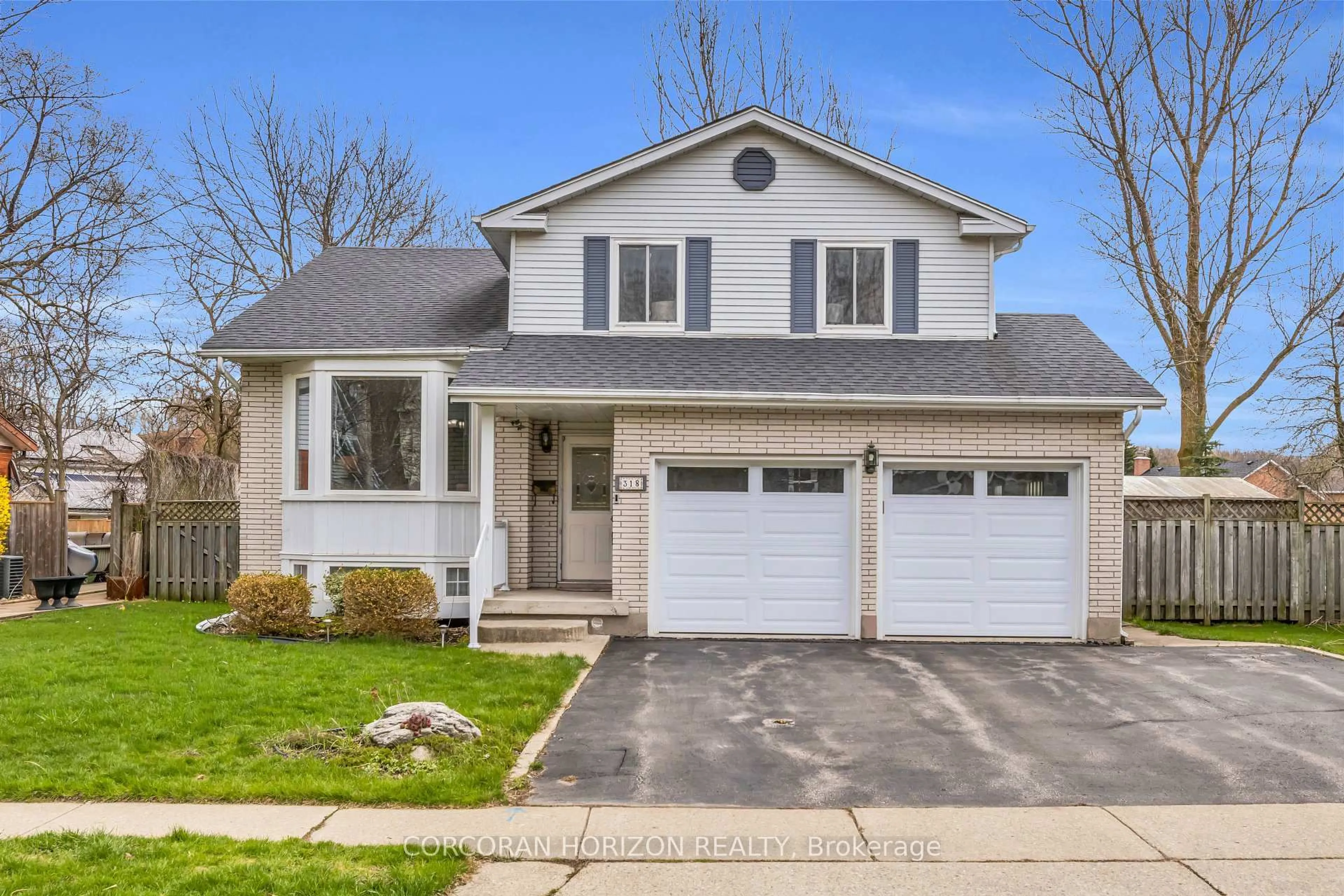 Home with vinyl exterior material, street for 318 Burnett Ave, Cambridge Ontario N1T 1G6