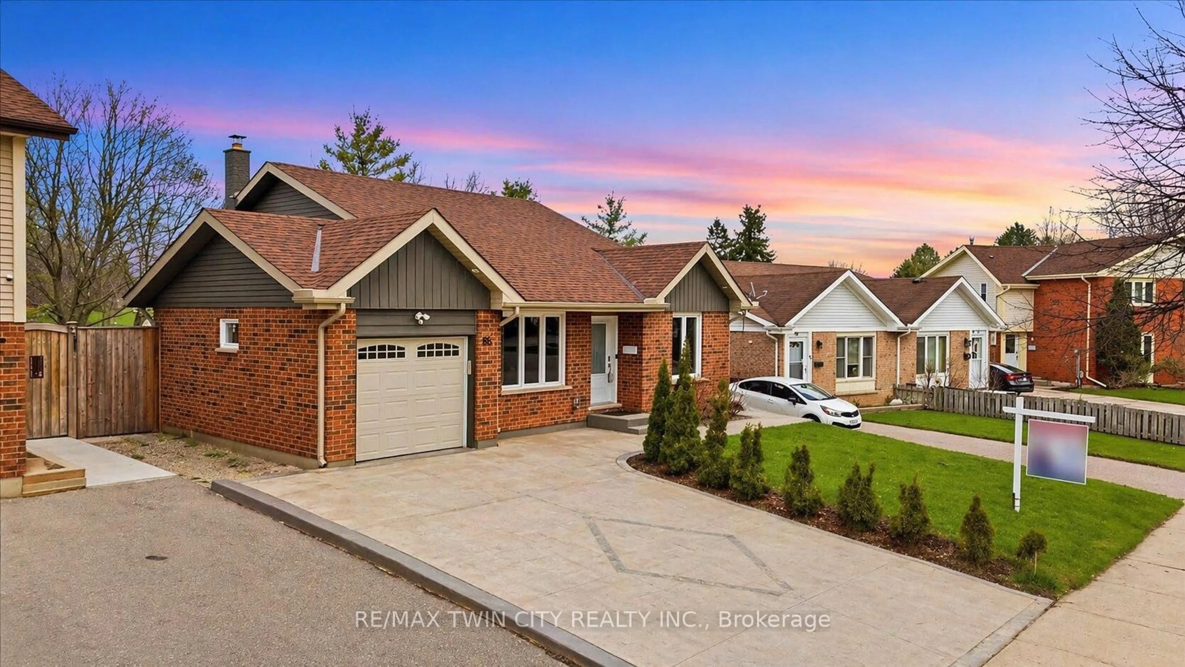 Home with brick exterior material, street for 86 Carlyle Dr, Kitchener Ontario N2P 1P5