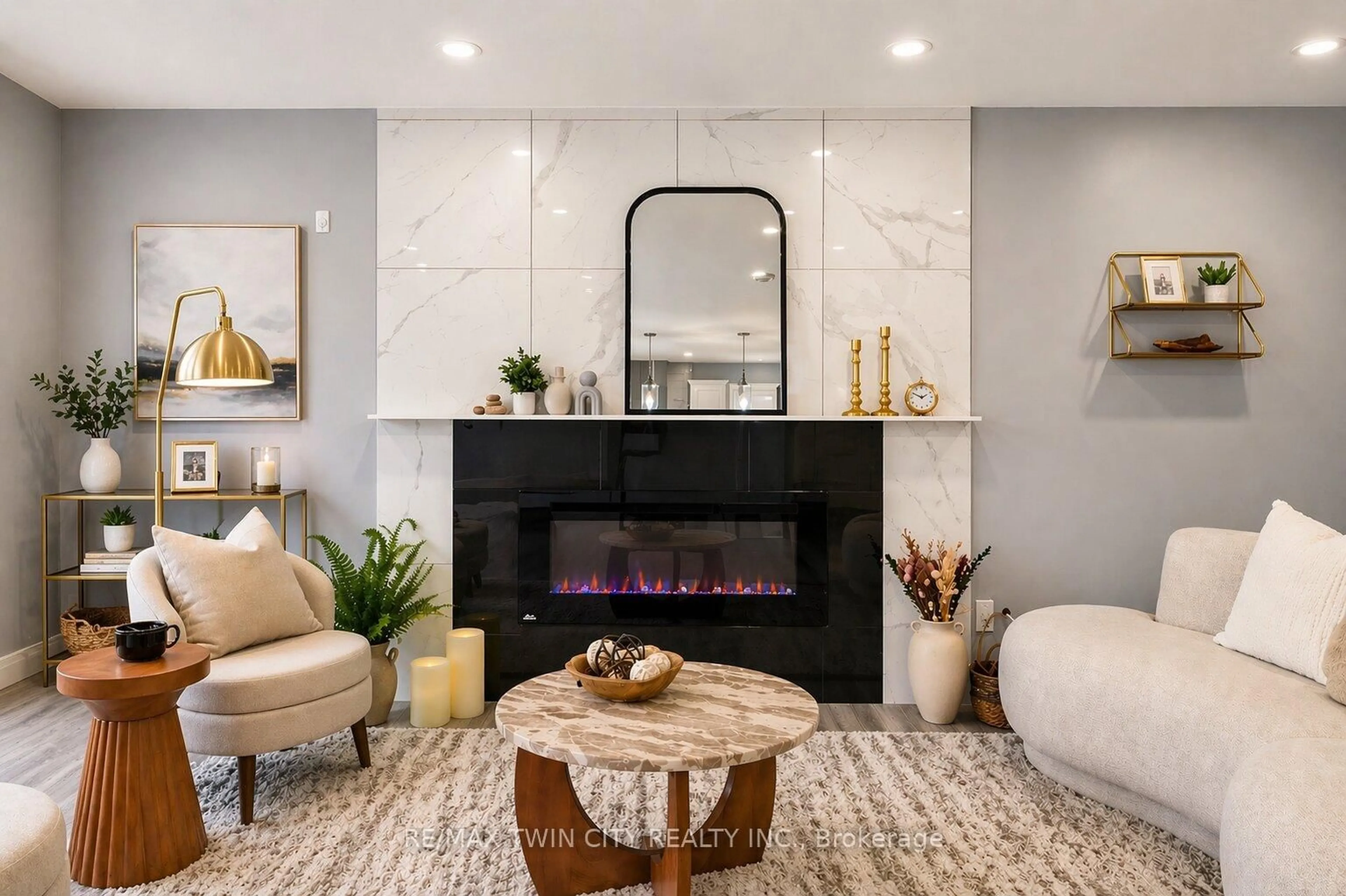 Living room with furniture, unknown for 86 Carlyle Dr, Kitchener Ontario N2P 1P5