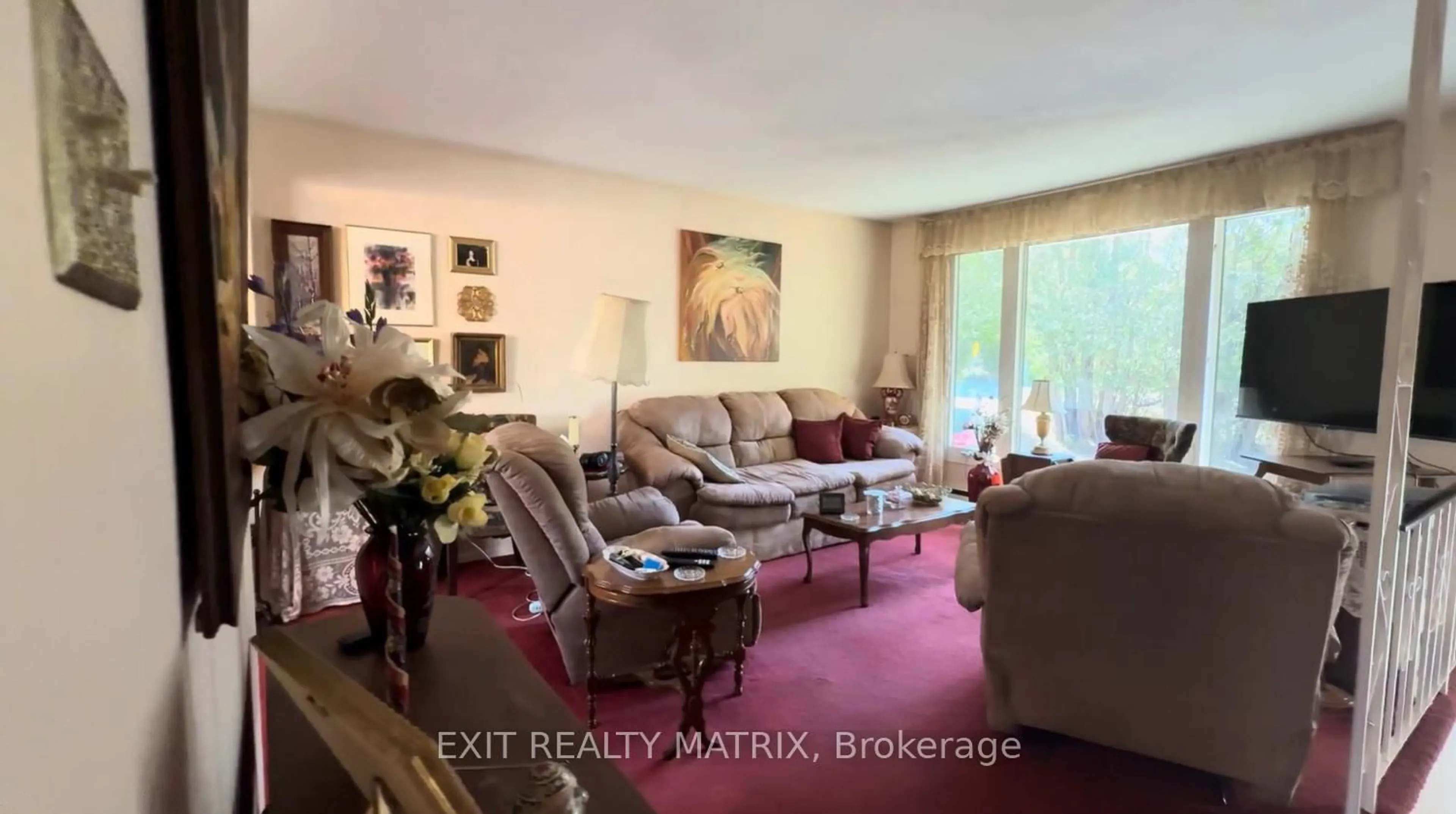 Living room with furniture, unknown for 1202 French Settlement Rd, North Grenville Ontario K0G 1J0