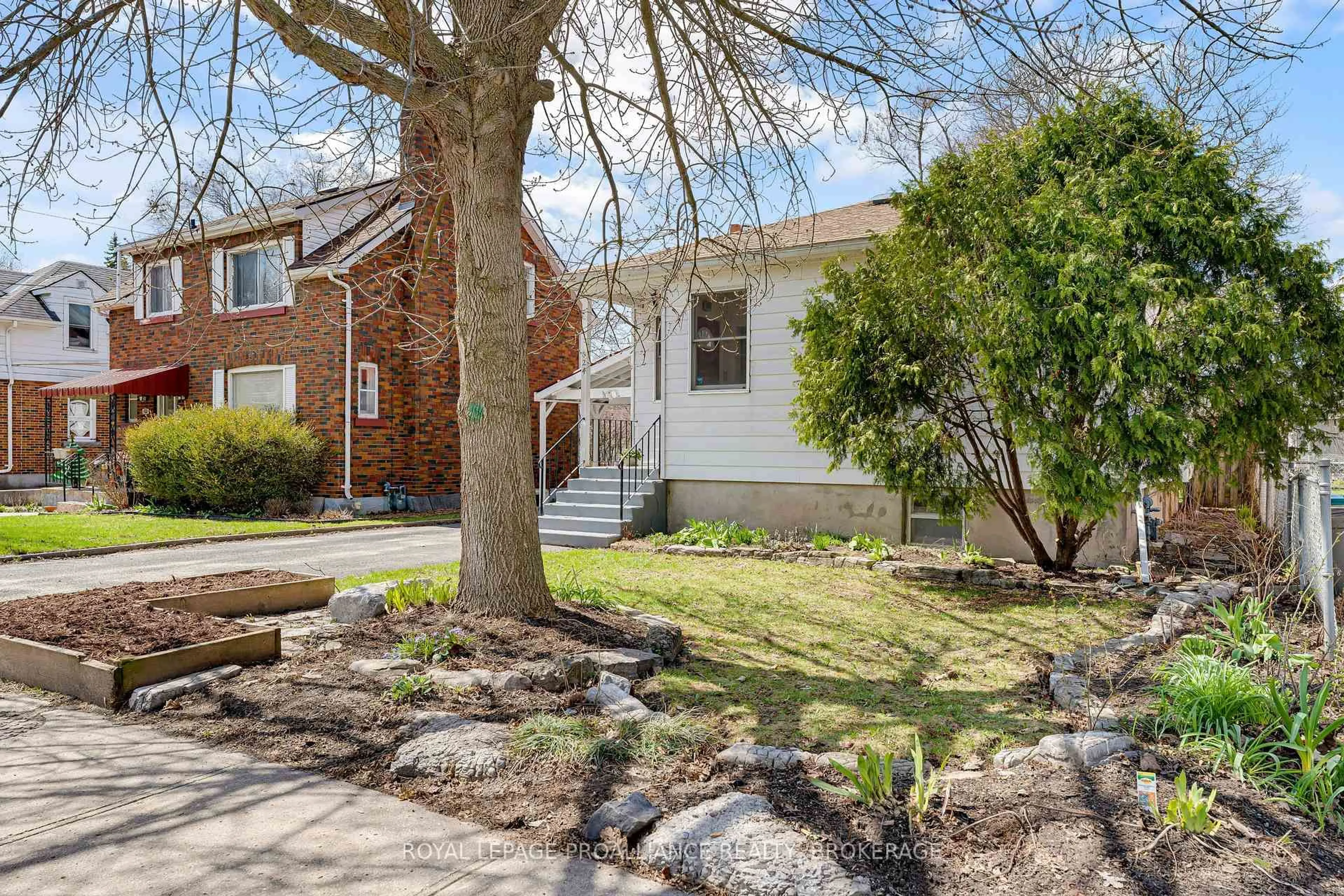 Home with brick exterior material, street for 524 College St, Kingston Ontario K7L 4M9