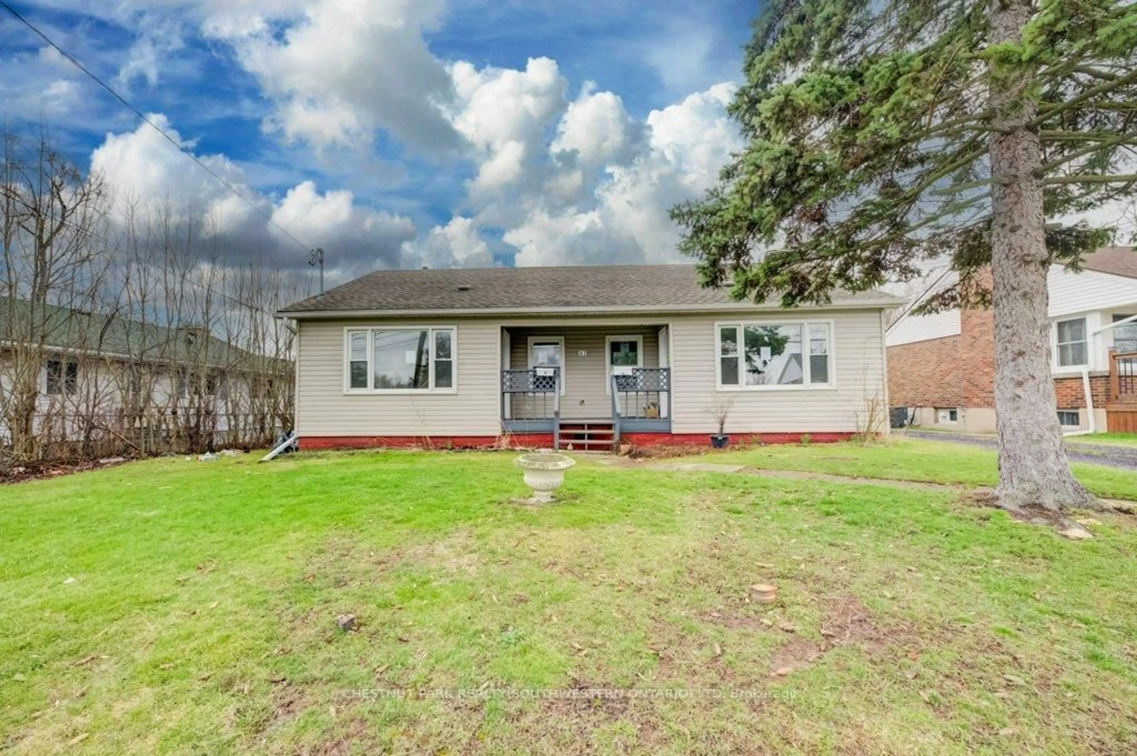 Unknown for 37 Catherine St, Fort Erie Ontario L2A 2G8